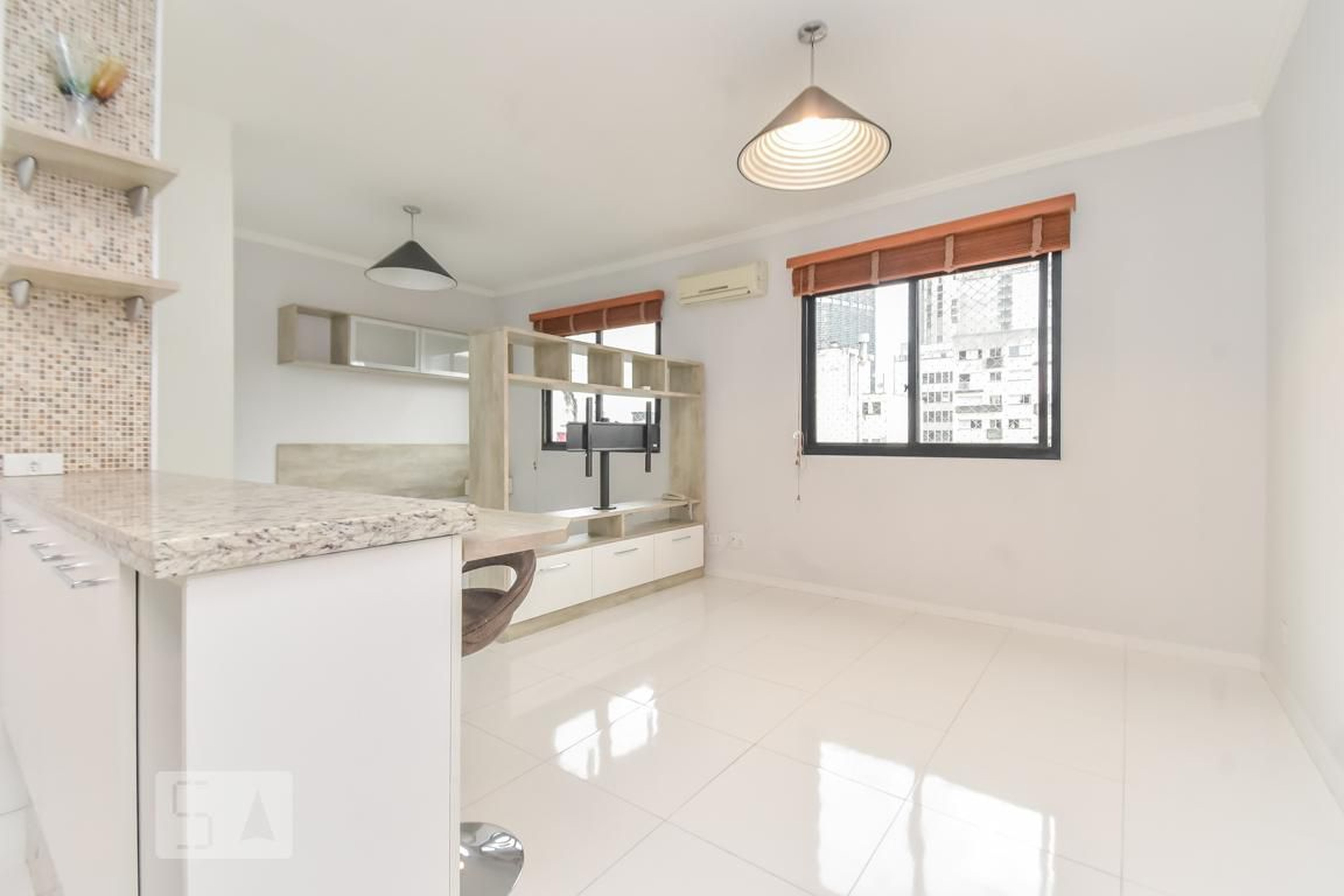 Entrada - Edifício Living & Room Suite