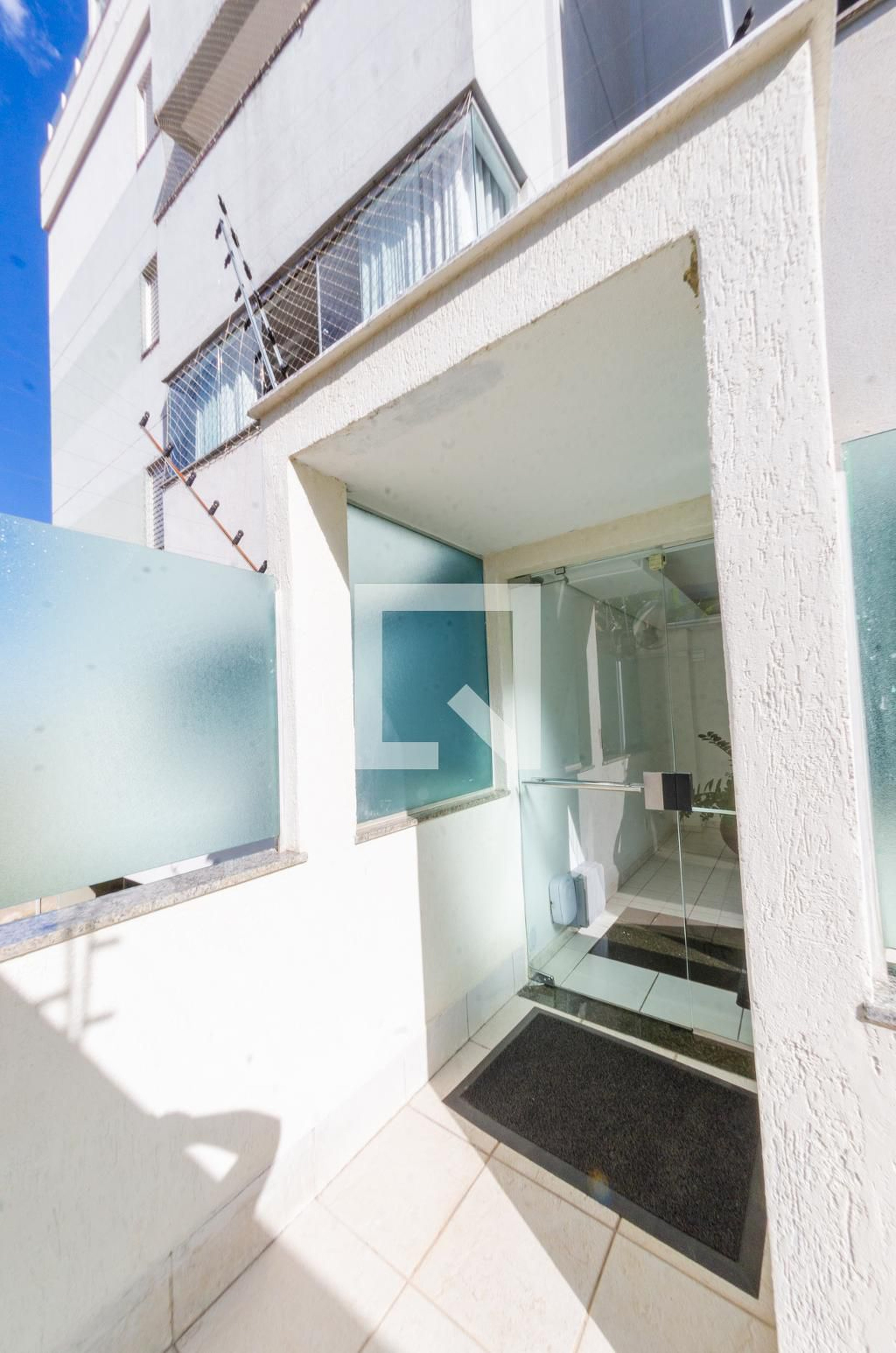 Entrada - Edifício Mirasierra