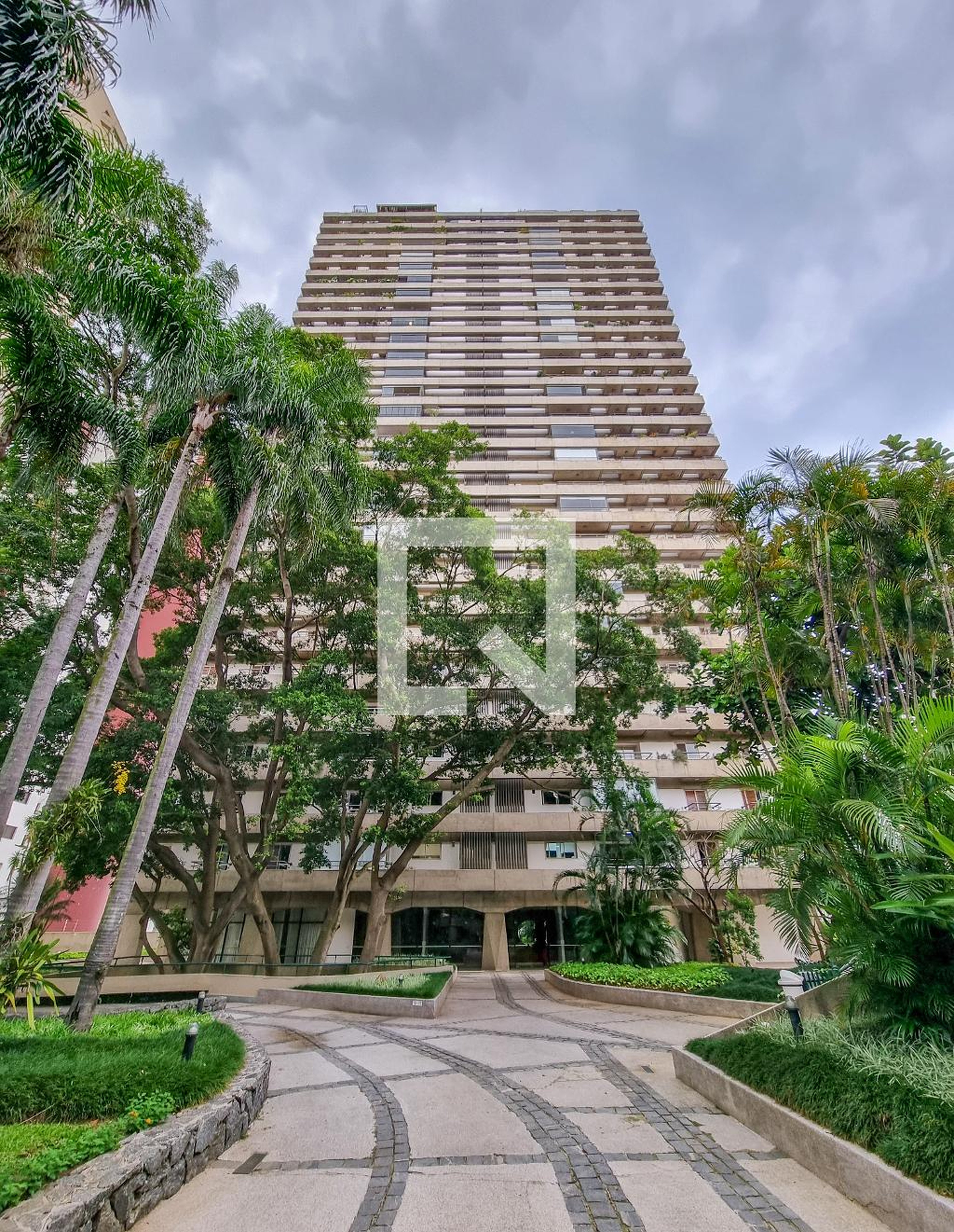 Fachada Condomínio Gran Mogol