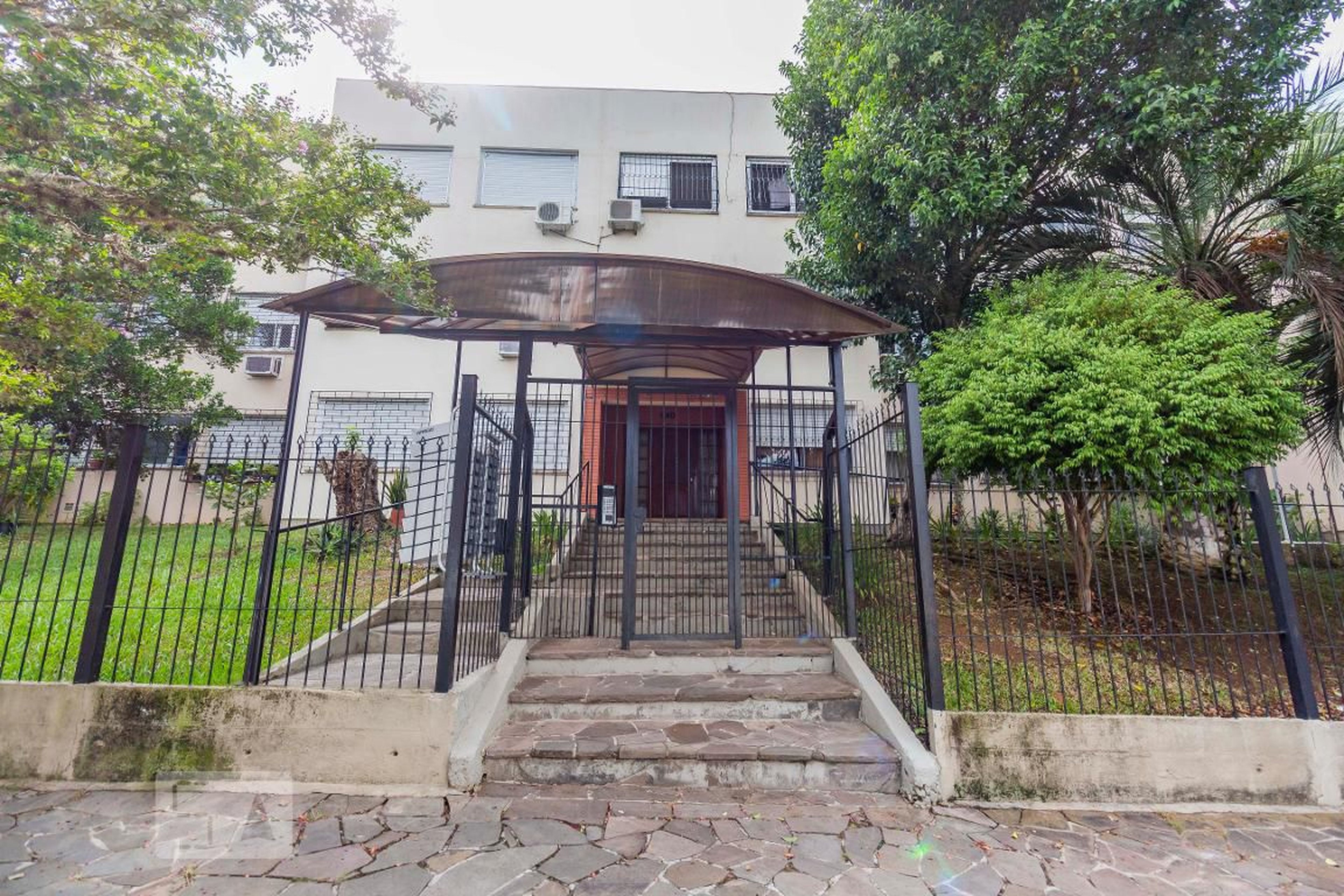 Fachada do Condomínio Condomínio em Rua Luís Lederman, 640