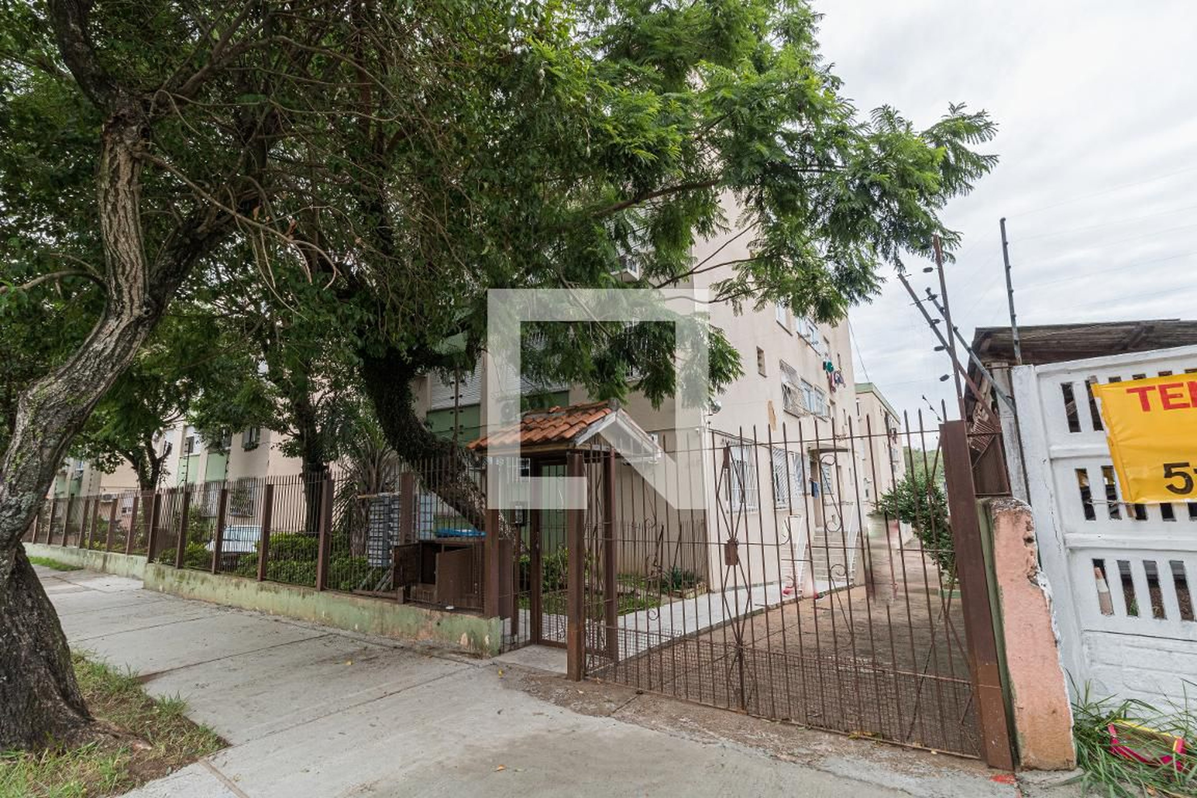 Fachada do Condomínio Condomínio em Avenida Juscelino Kubitschek de Oliveira, 975