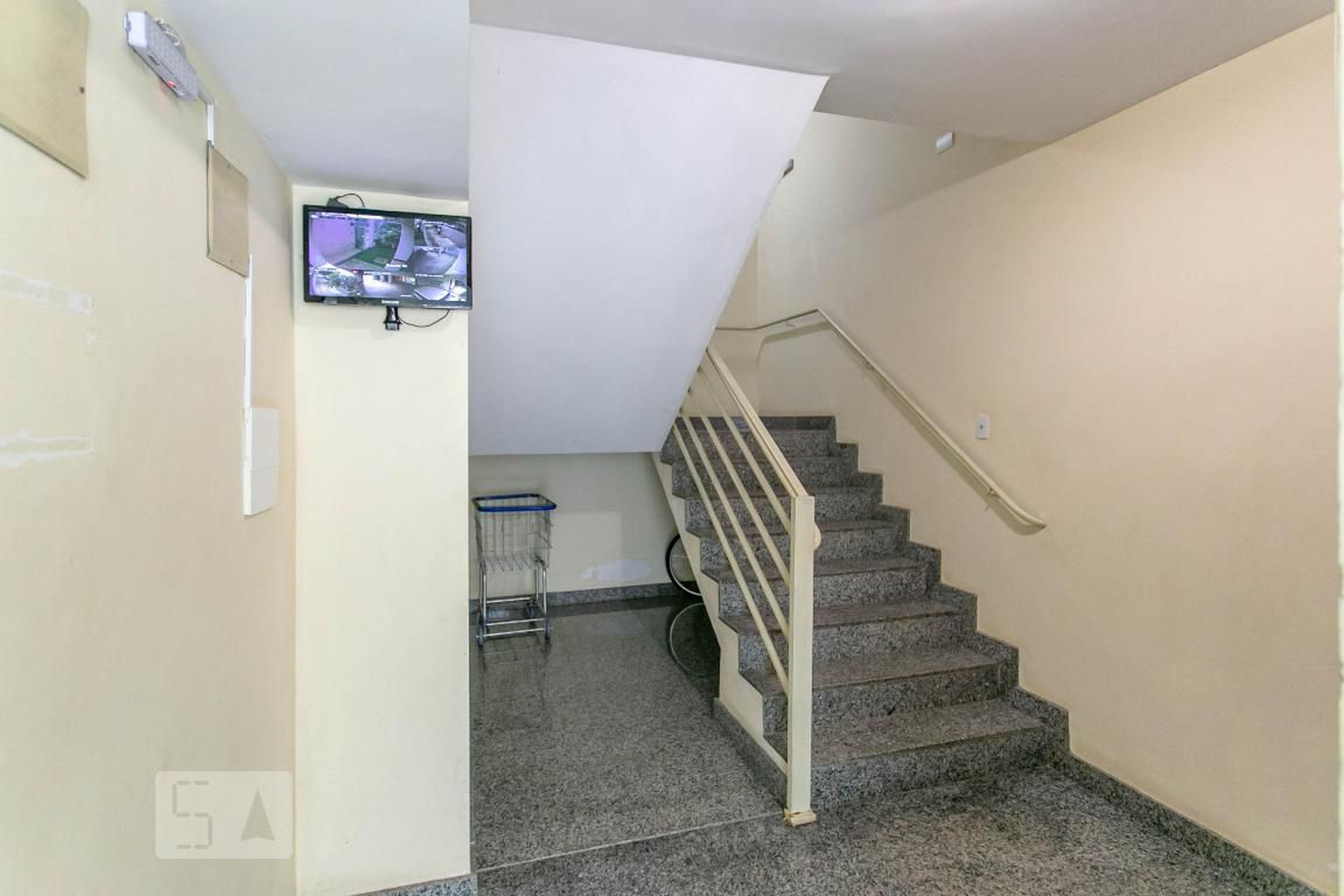 Hall - Edifício Fernanda Bellamy