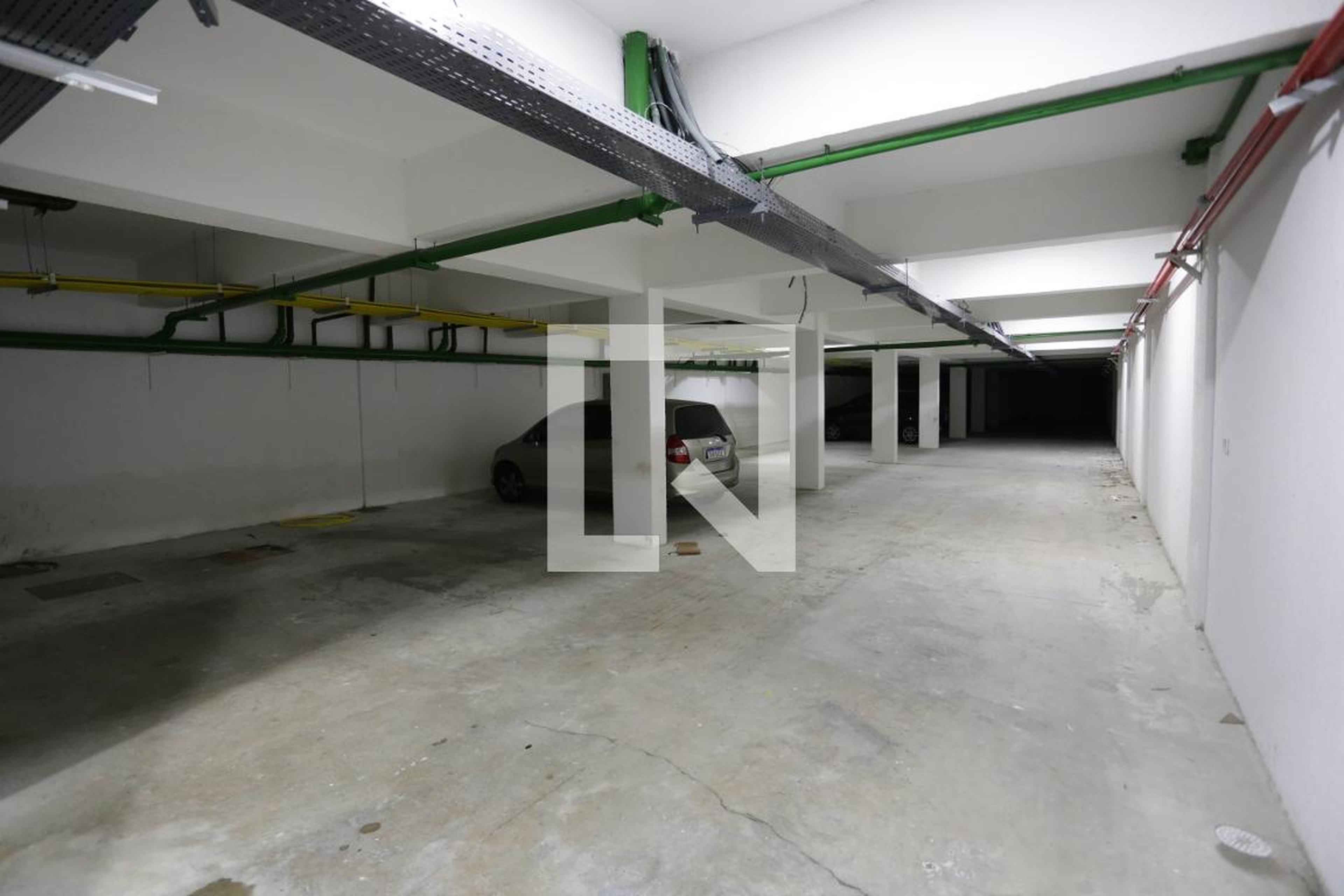 Estacionamento - Real Corin