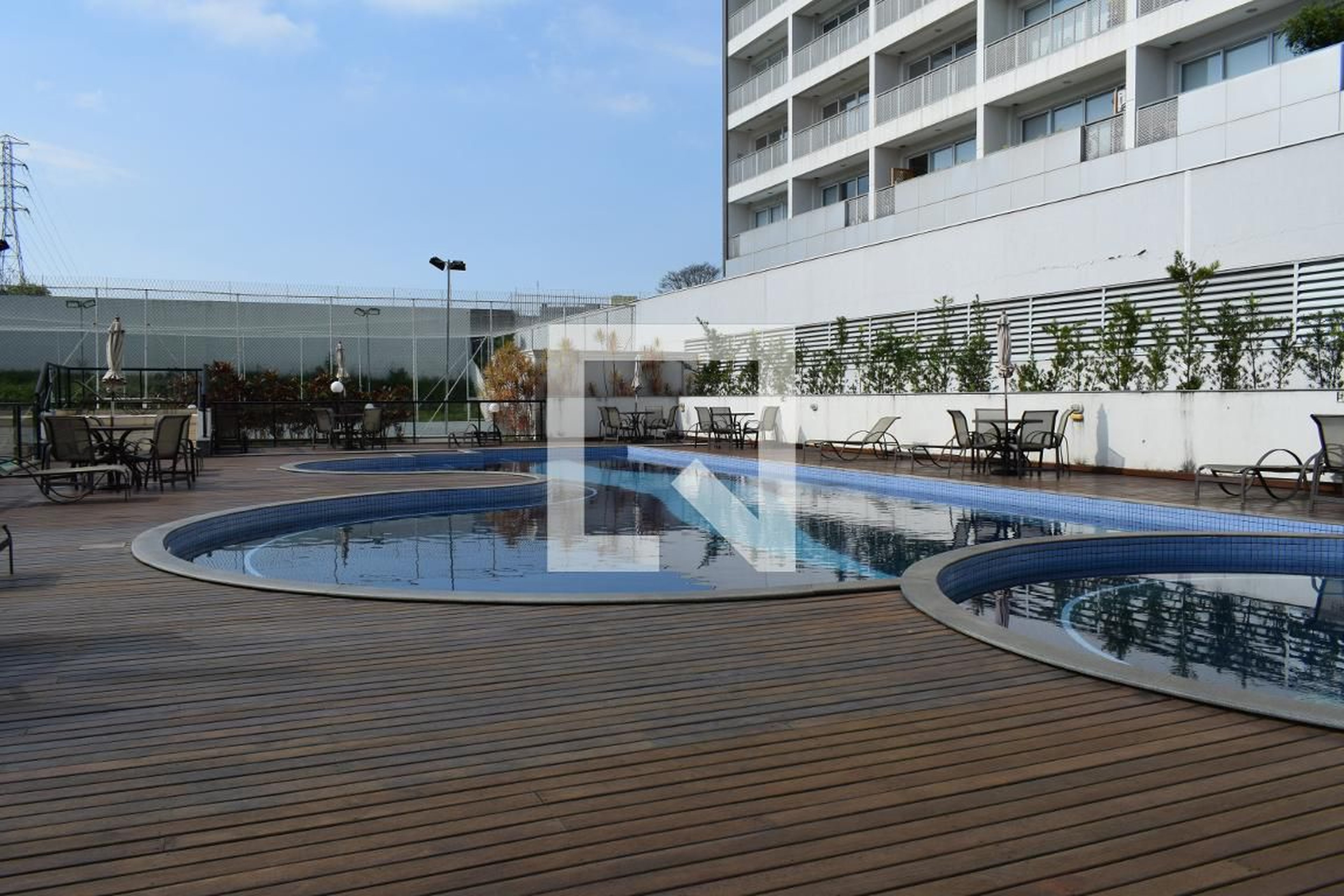 Piscina - Portal dos Nobres