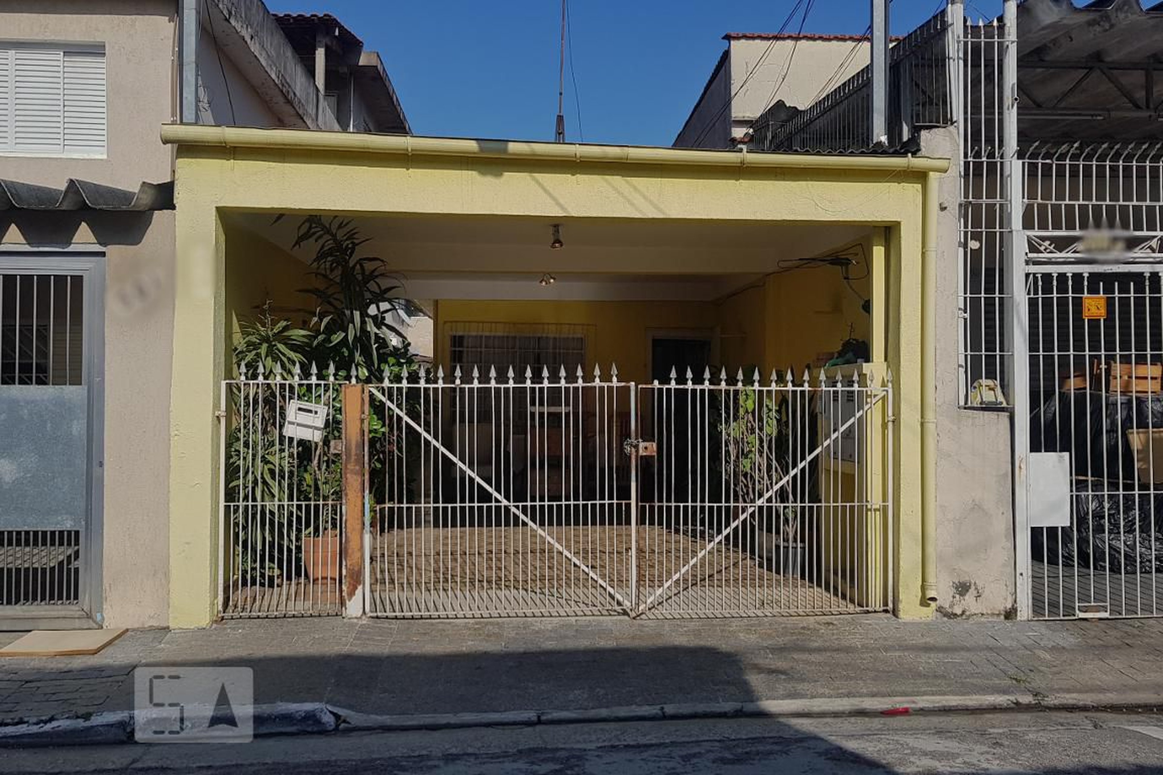 Fachada Condomínio em Rua Santa Ângela, 305