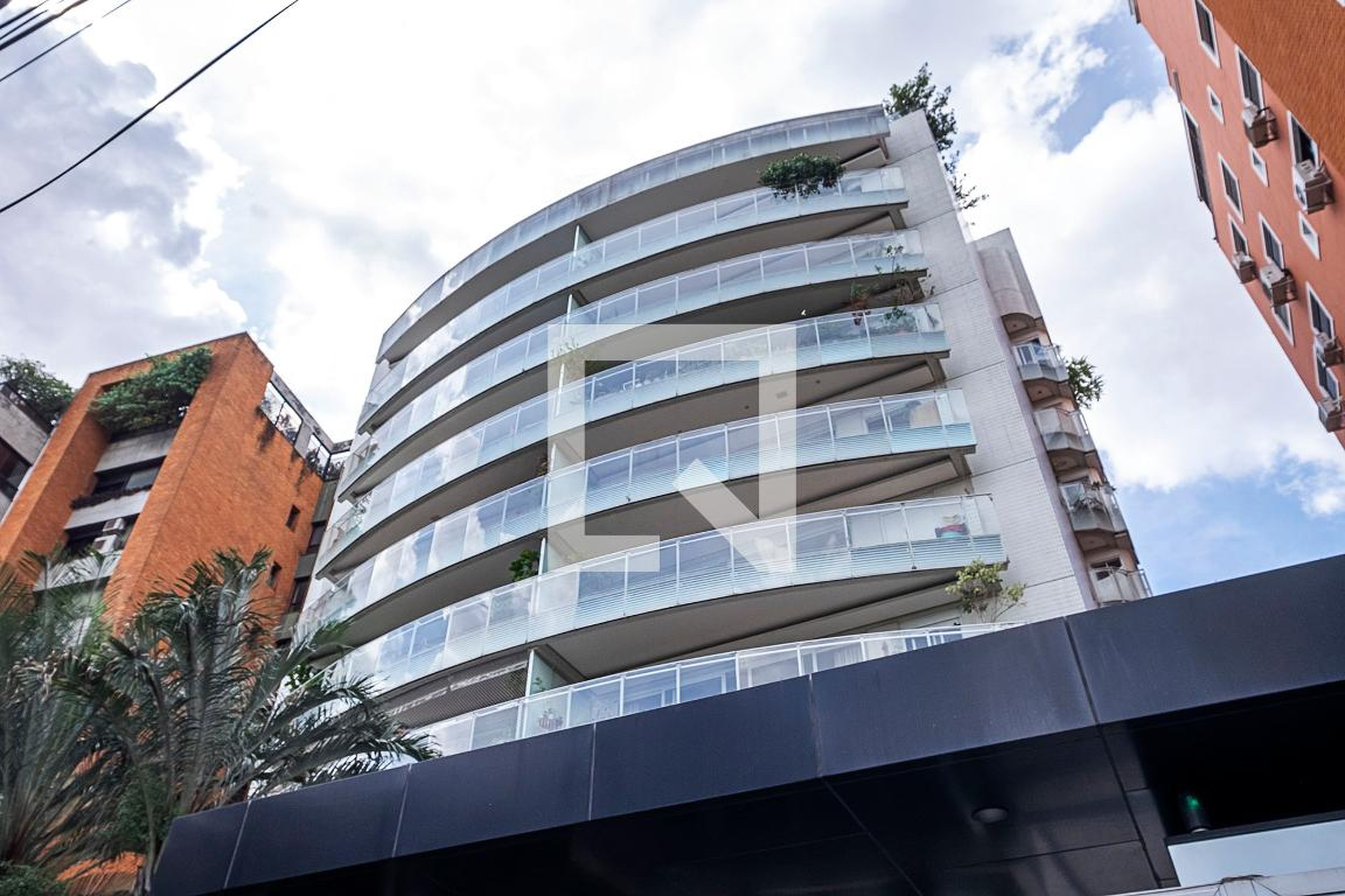 Fachada Condomínio Terraza Oeste