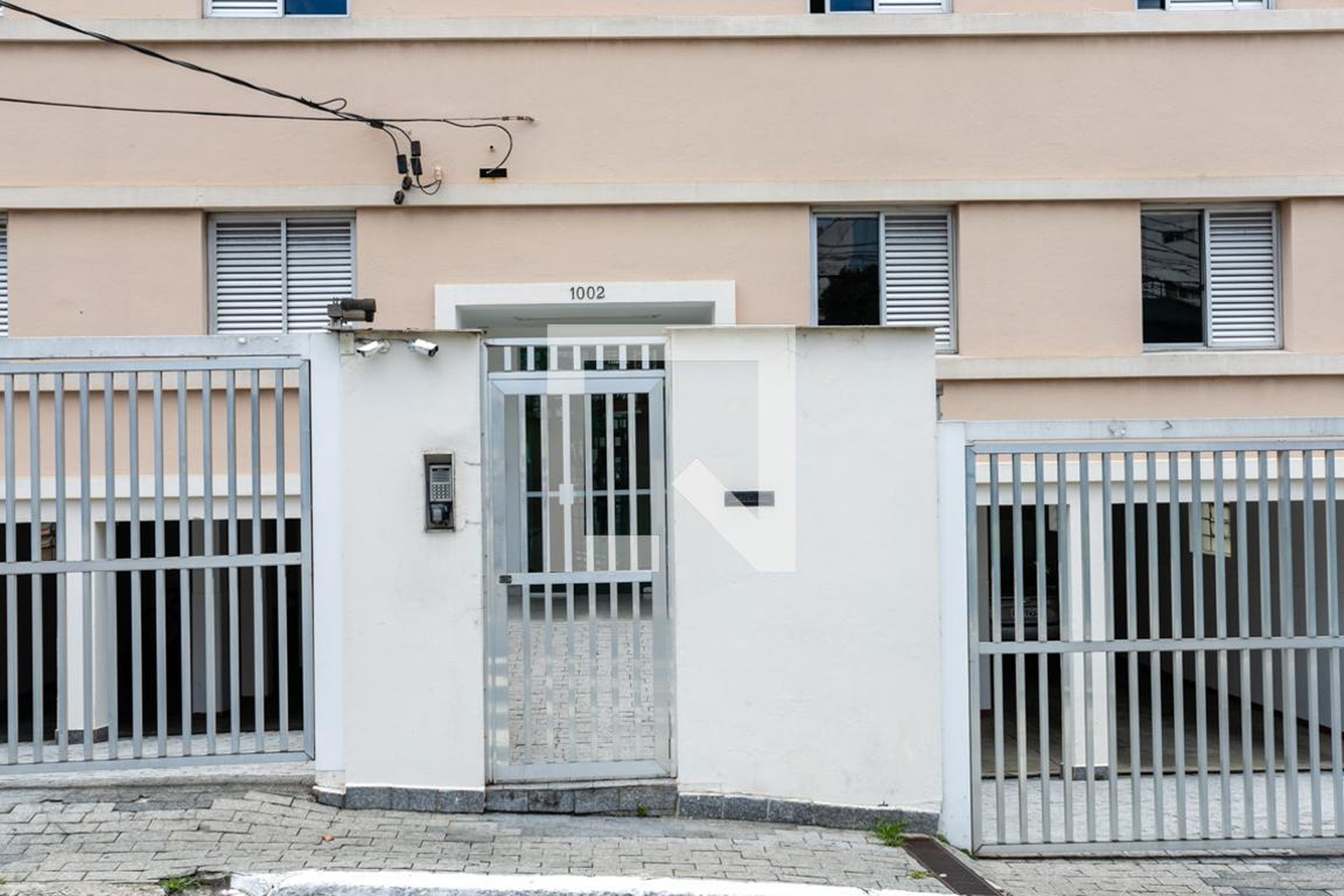 Fachada do condomínio Edifício Professor Benedito Monte Negro