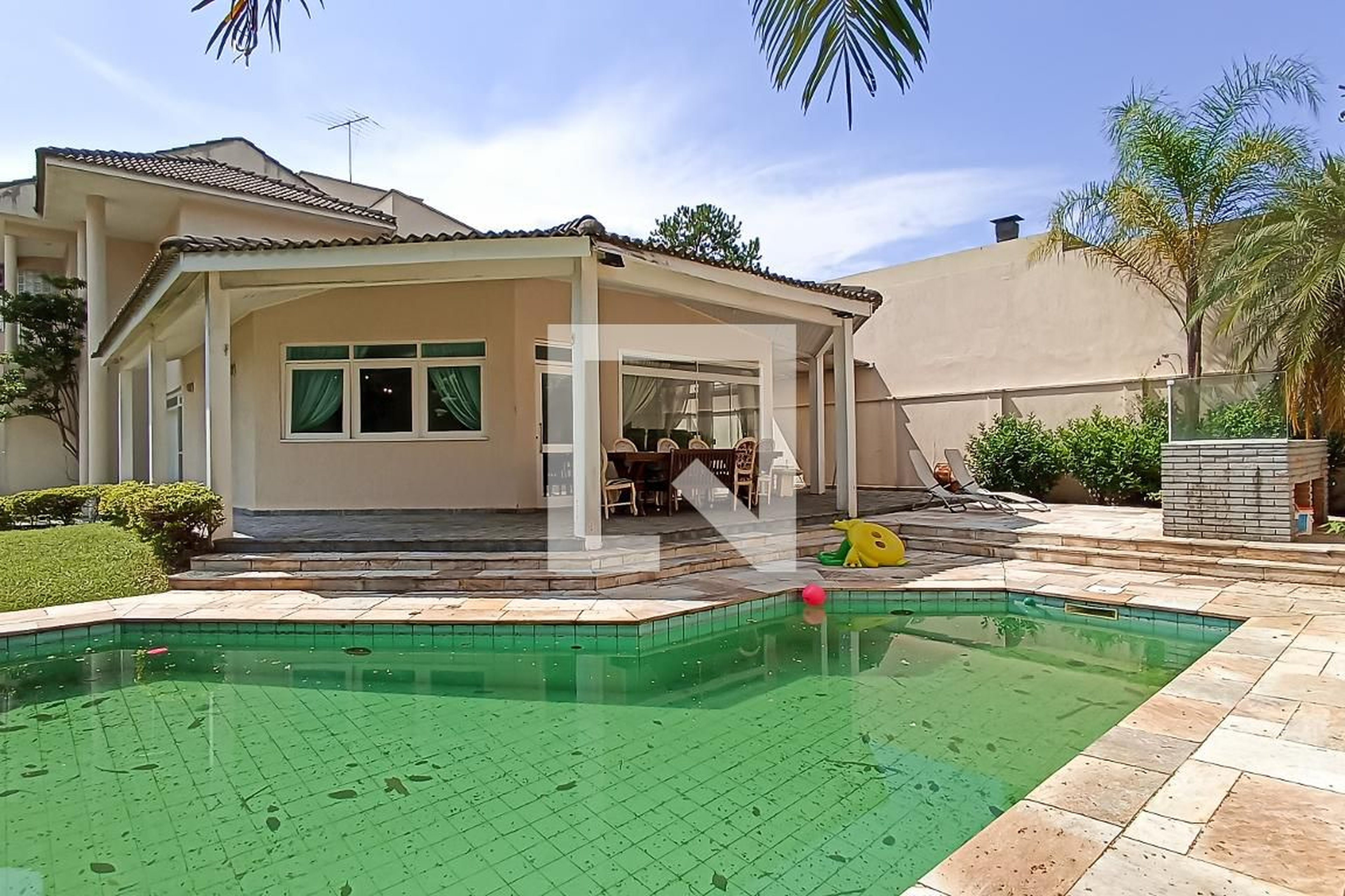 Fachada Condomínio Alphaville Residencial 1