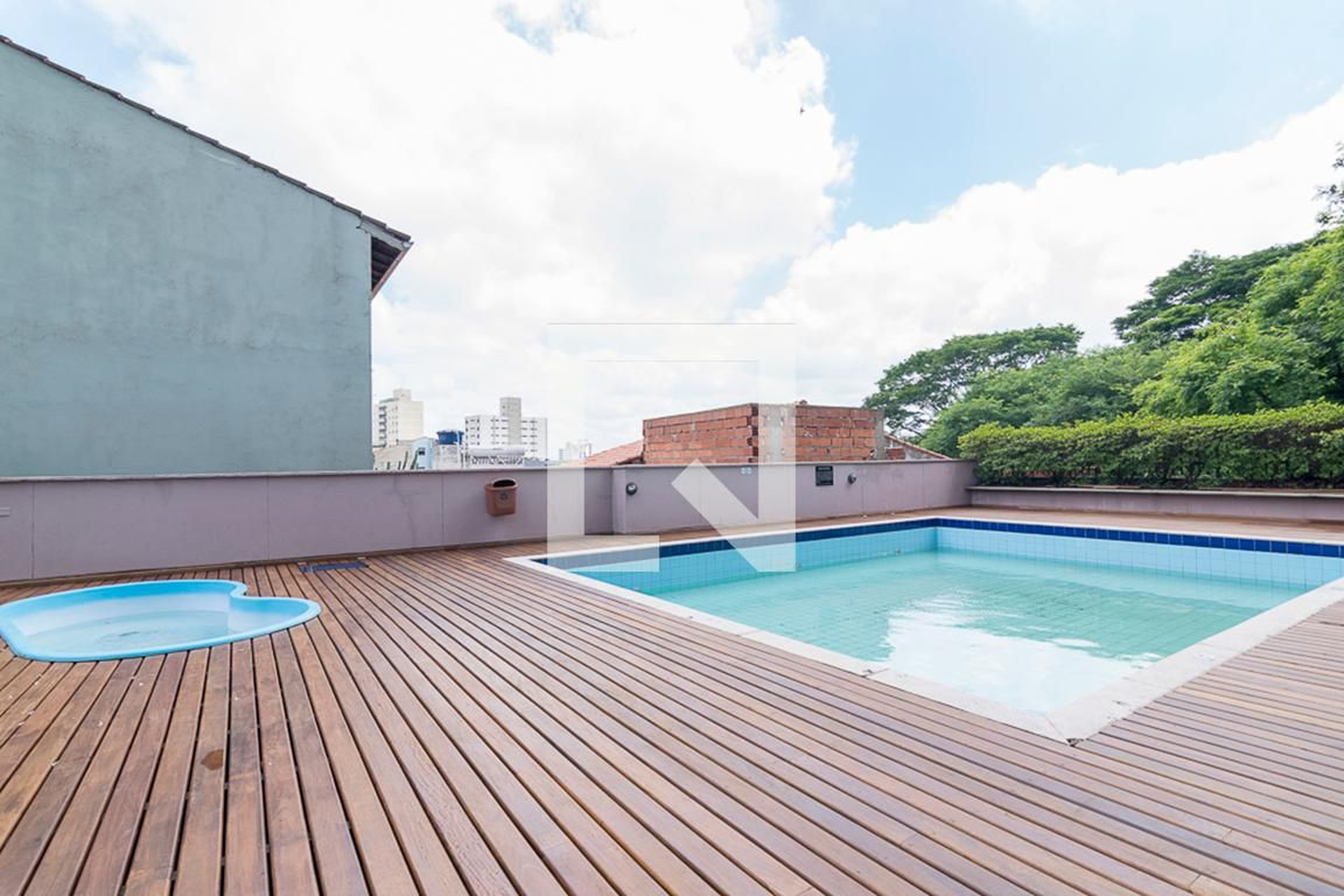 Piscina - Edifício Torre di Rocco