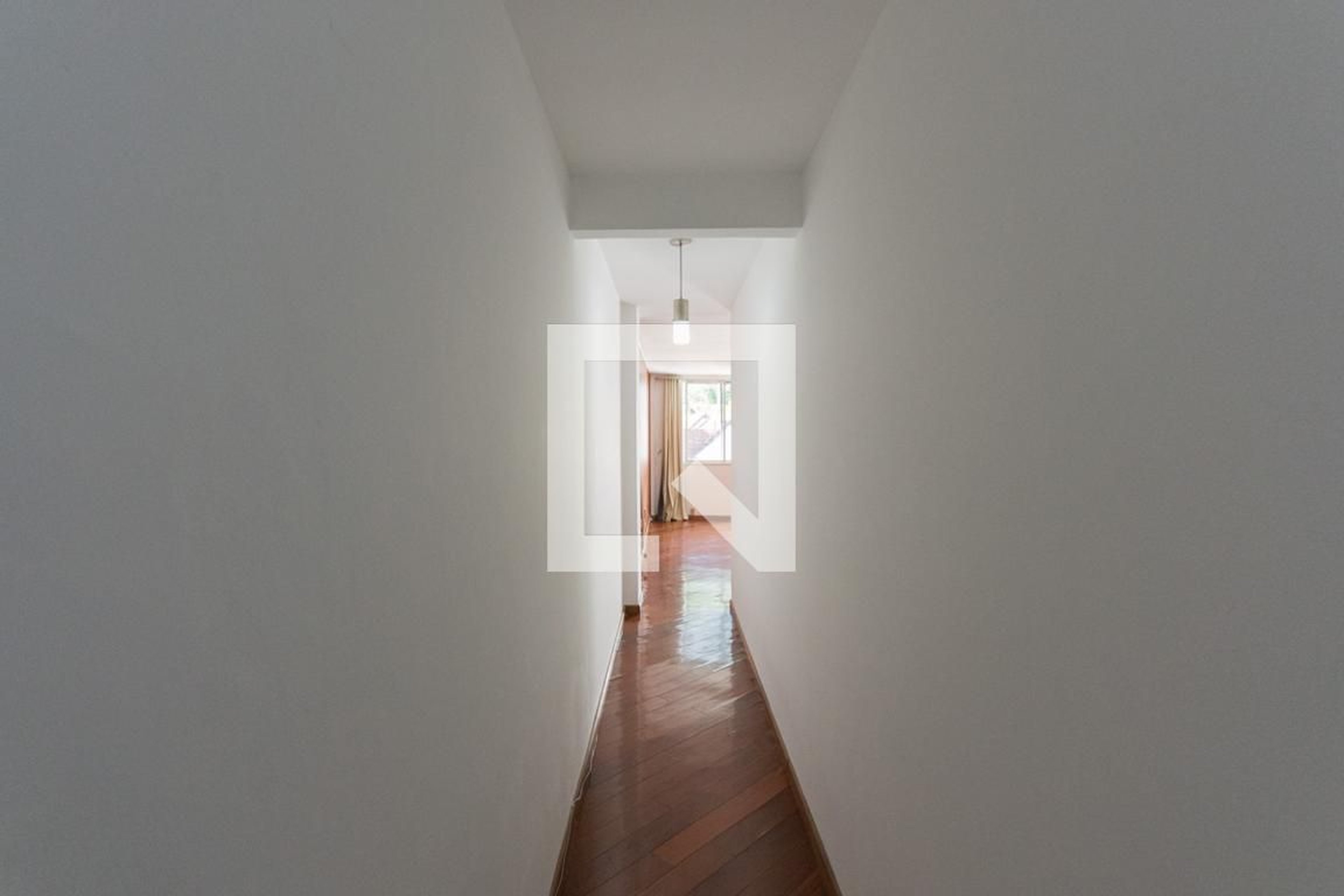 Hall de Entrada - de Bonfim