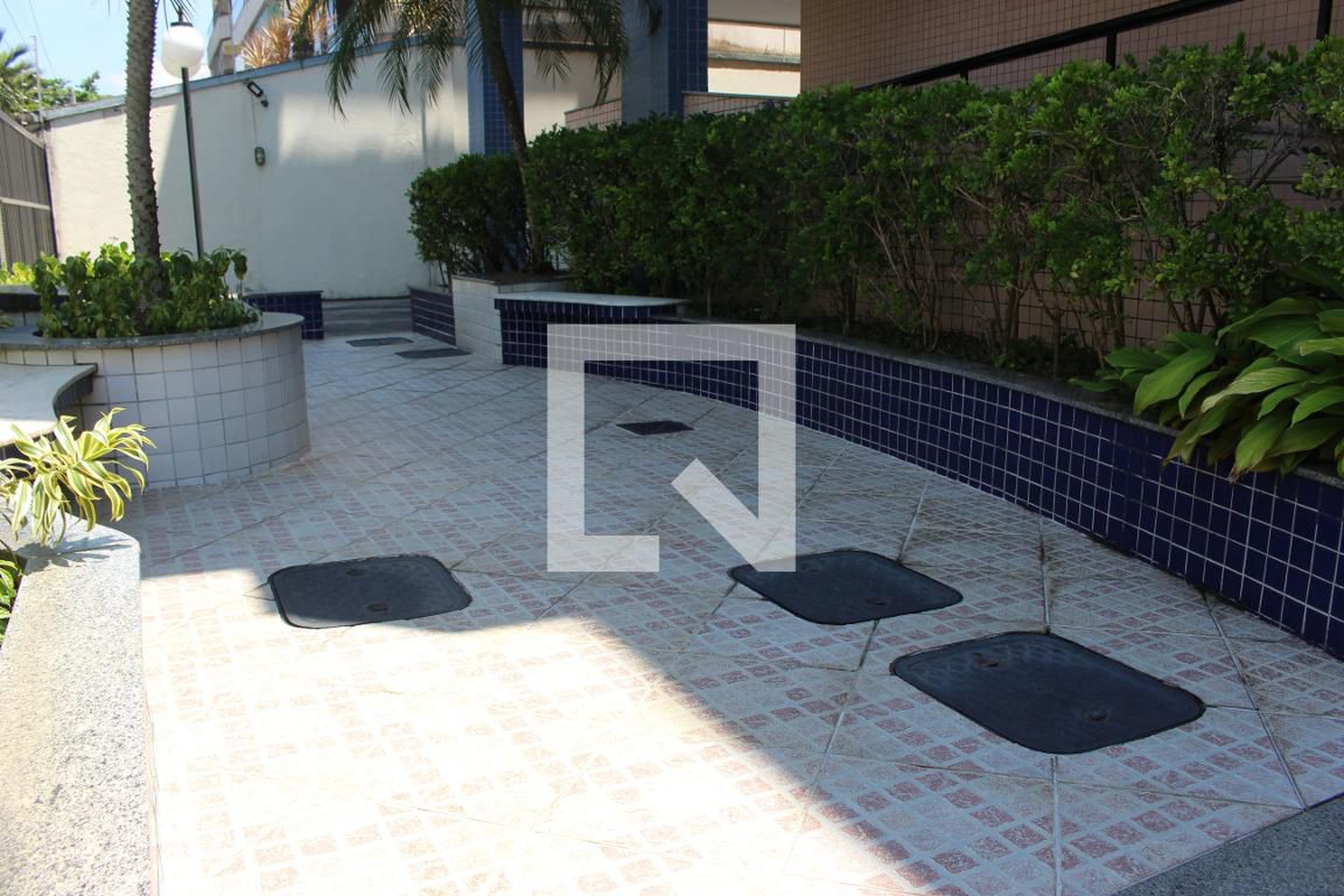 Fachada do Prédio Condomínio Sol e Mar