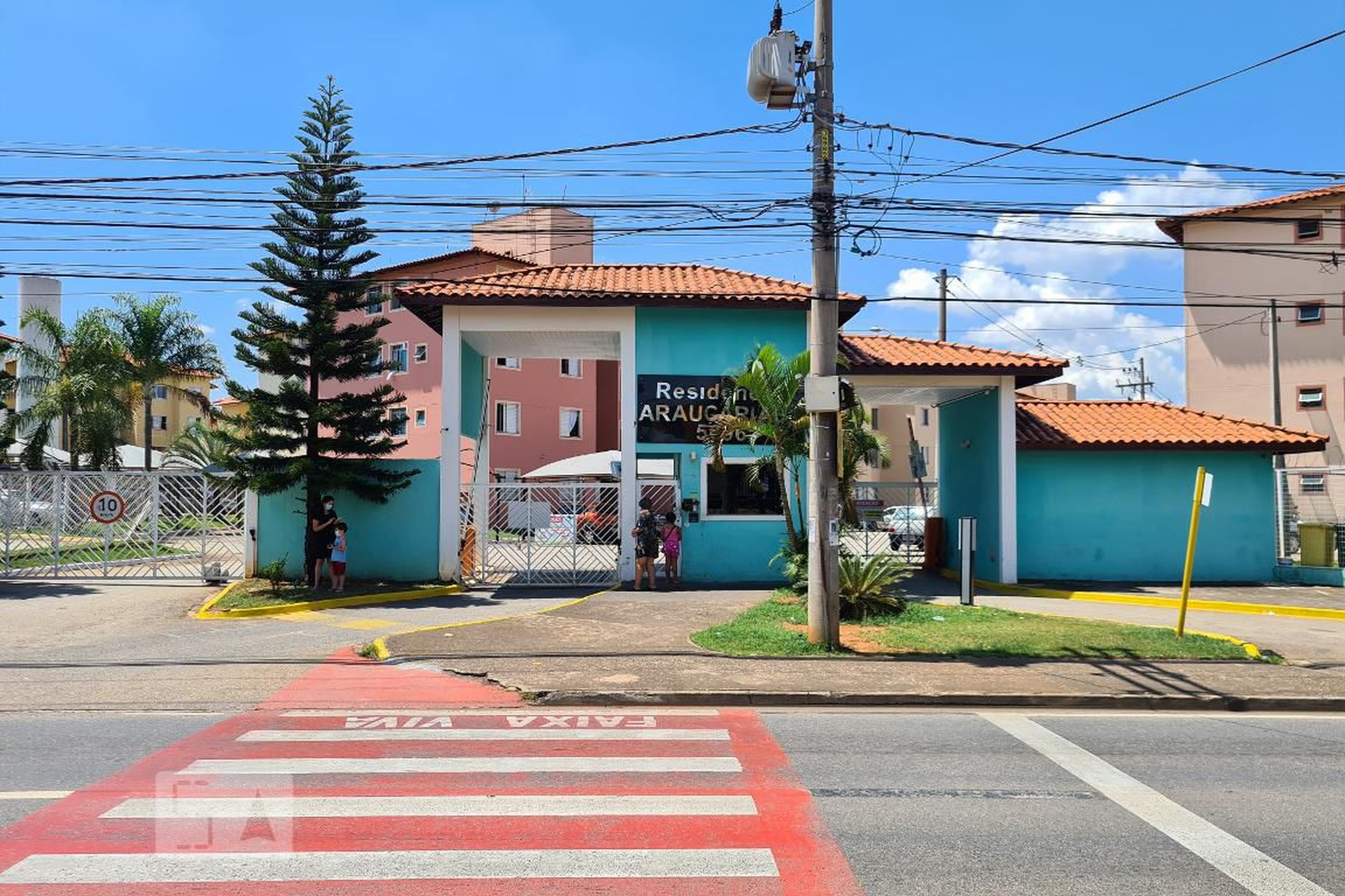 Fachada Condomínio em Avenida Ipanema, 2000
