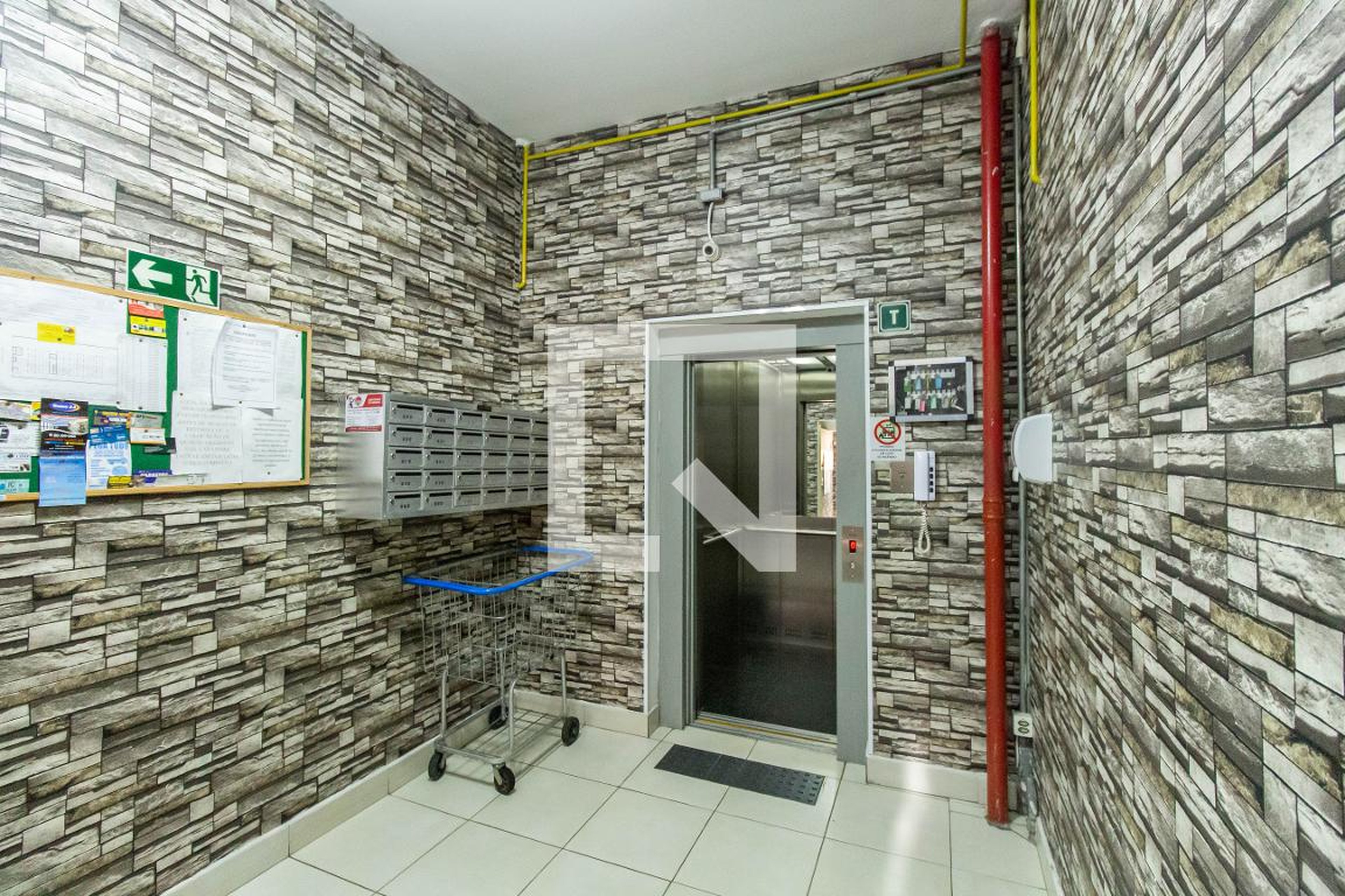 Elevador - Edifício Residencial Centralina II