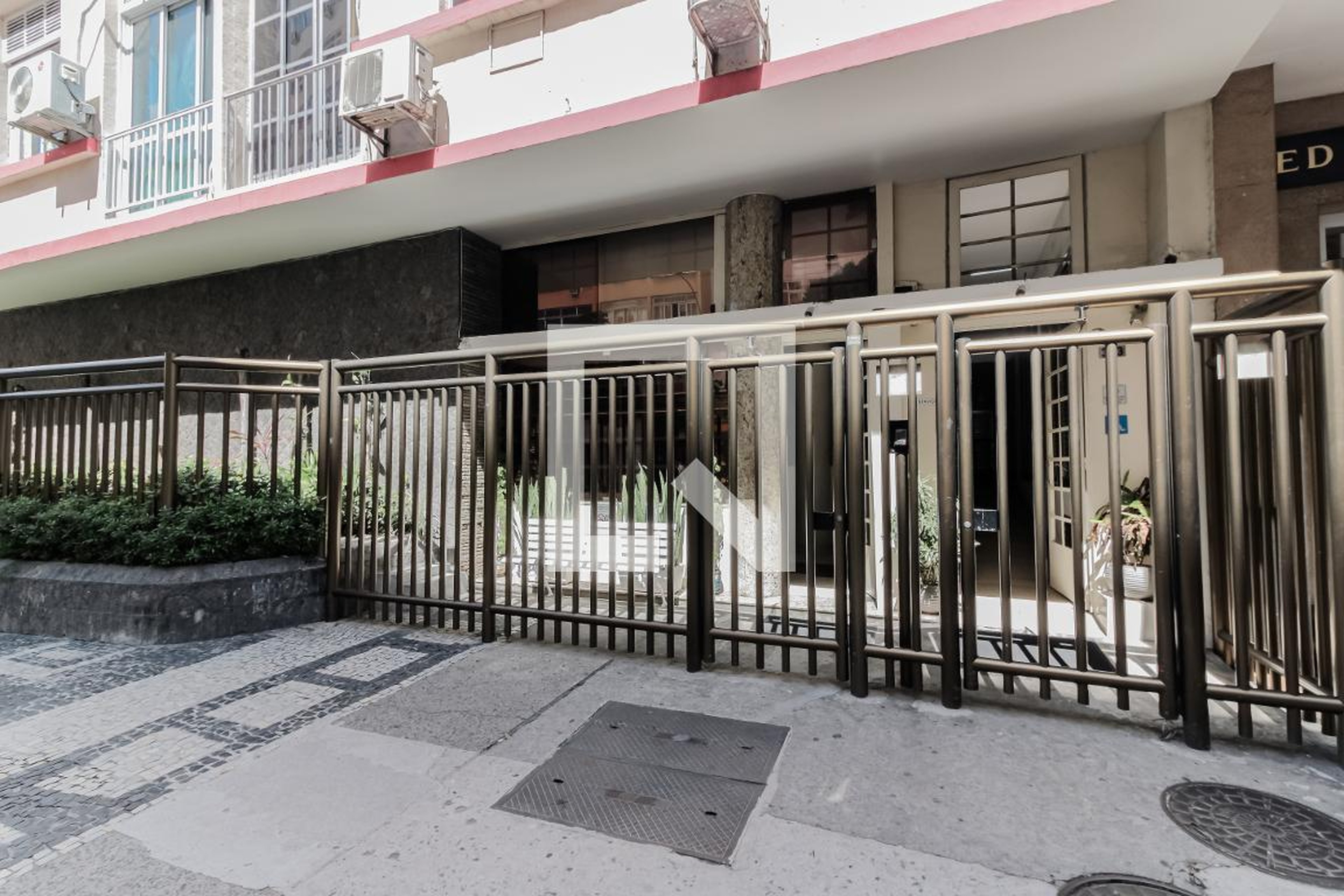 Entrada - Edifício Monte Verde