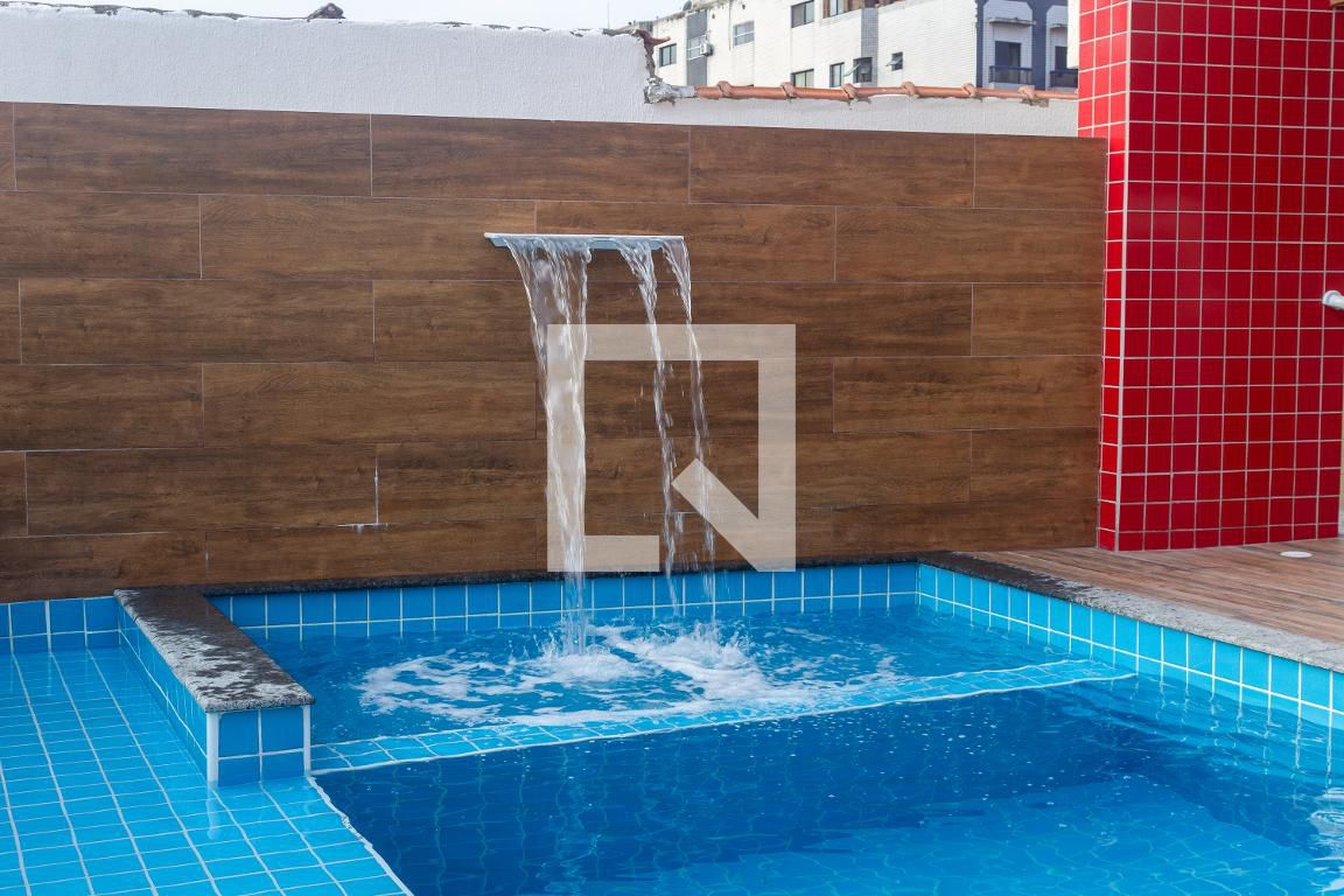 Piscina - Residencial Raquel