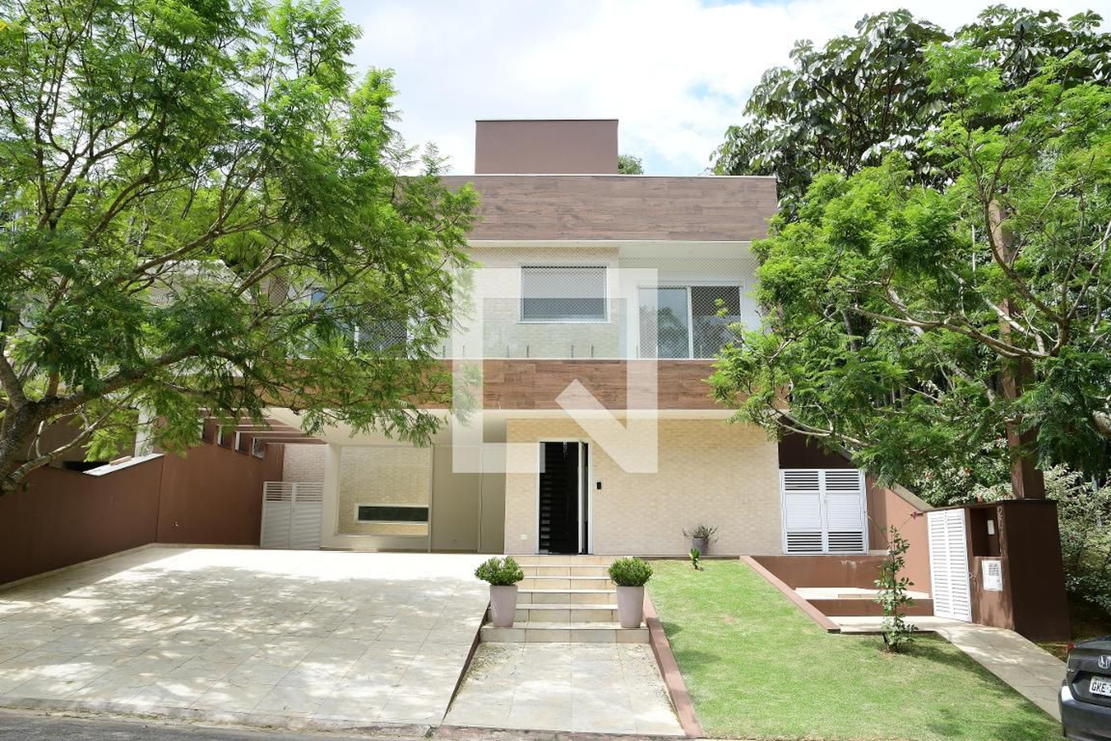 Fachada Condomínio em Alameda Liverpool, 231