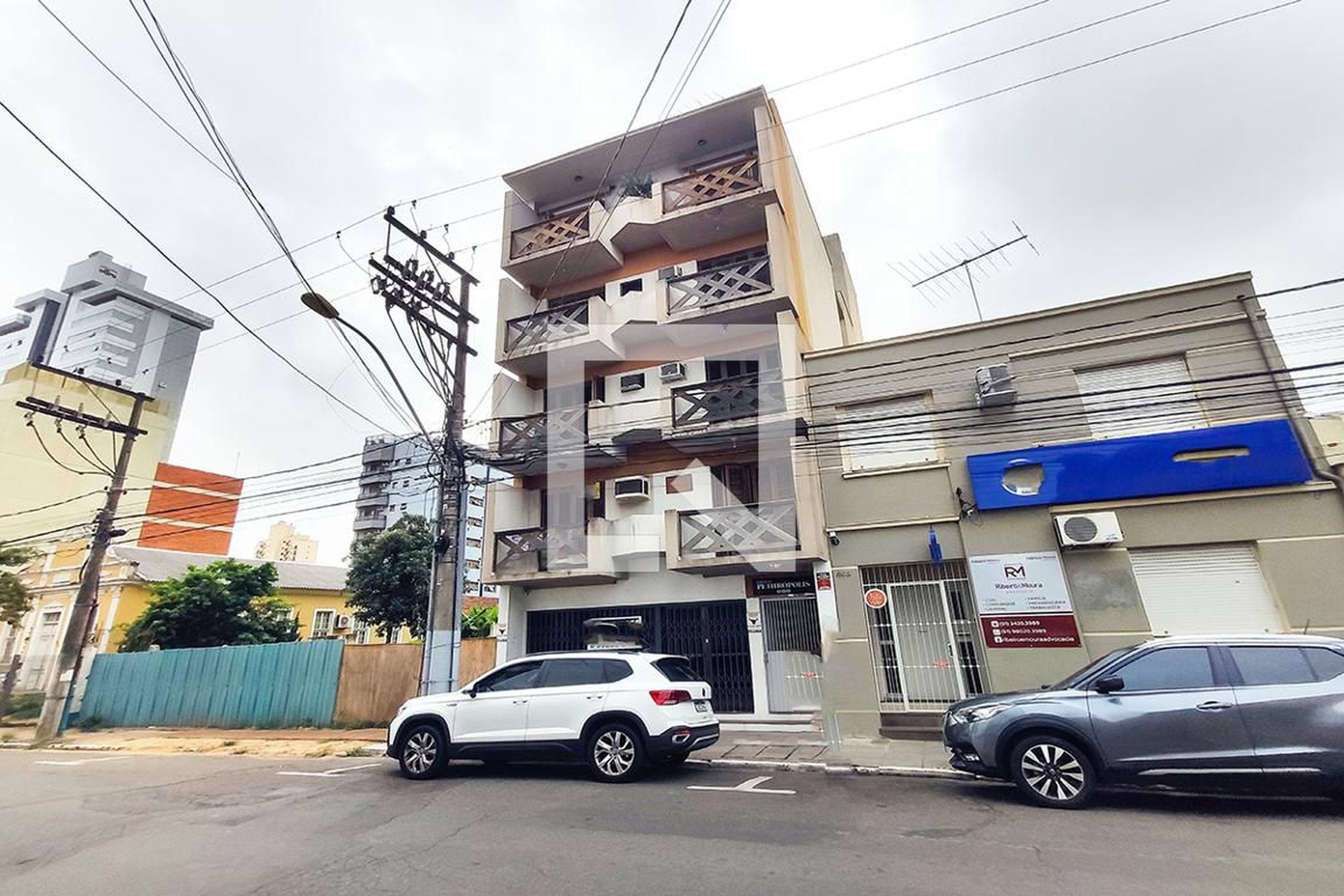 Fachada Edifício Pethrópollis