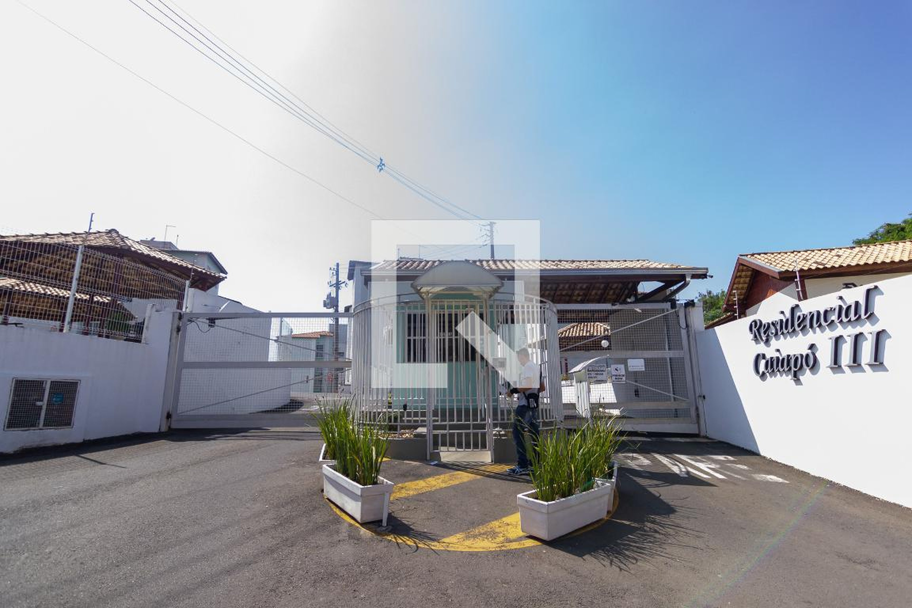 Fachada do Condomínio Condomínio Caiapó 3