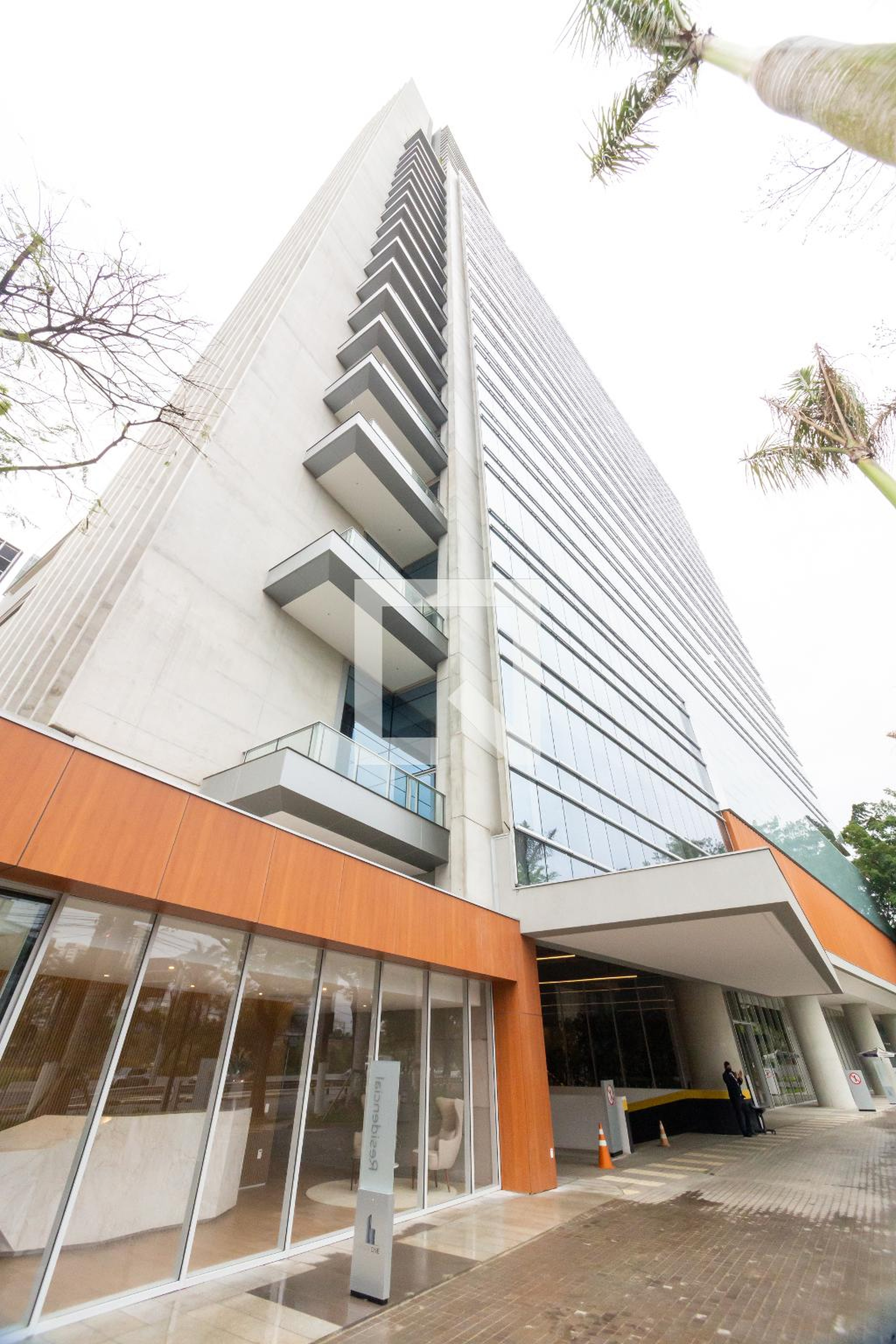 Fachada do Condomínio Condomínio River One