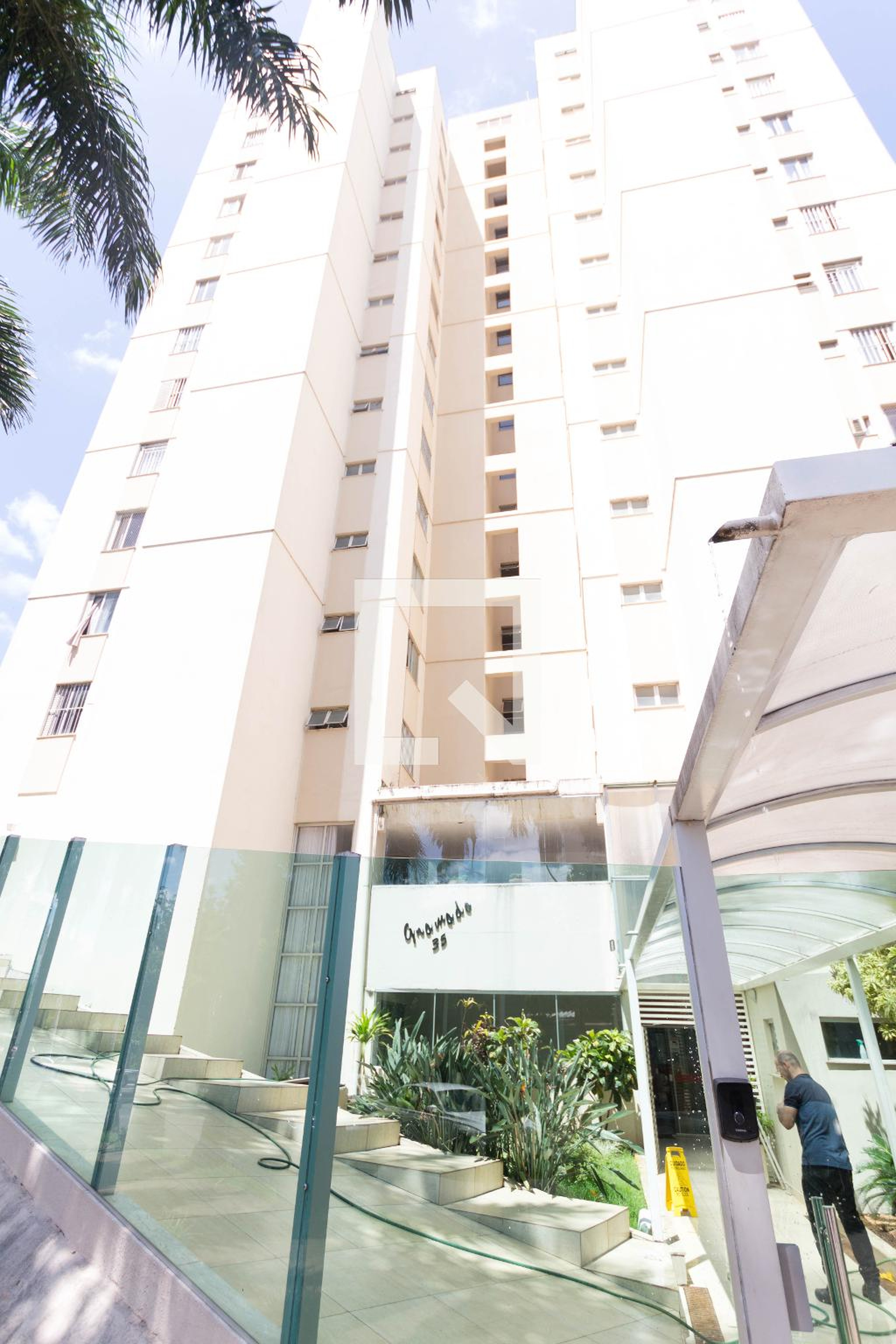 Fachada Edifício Gramado