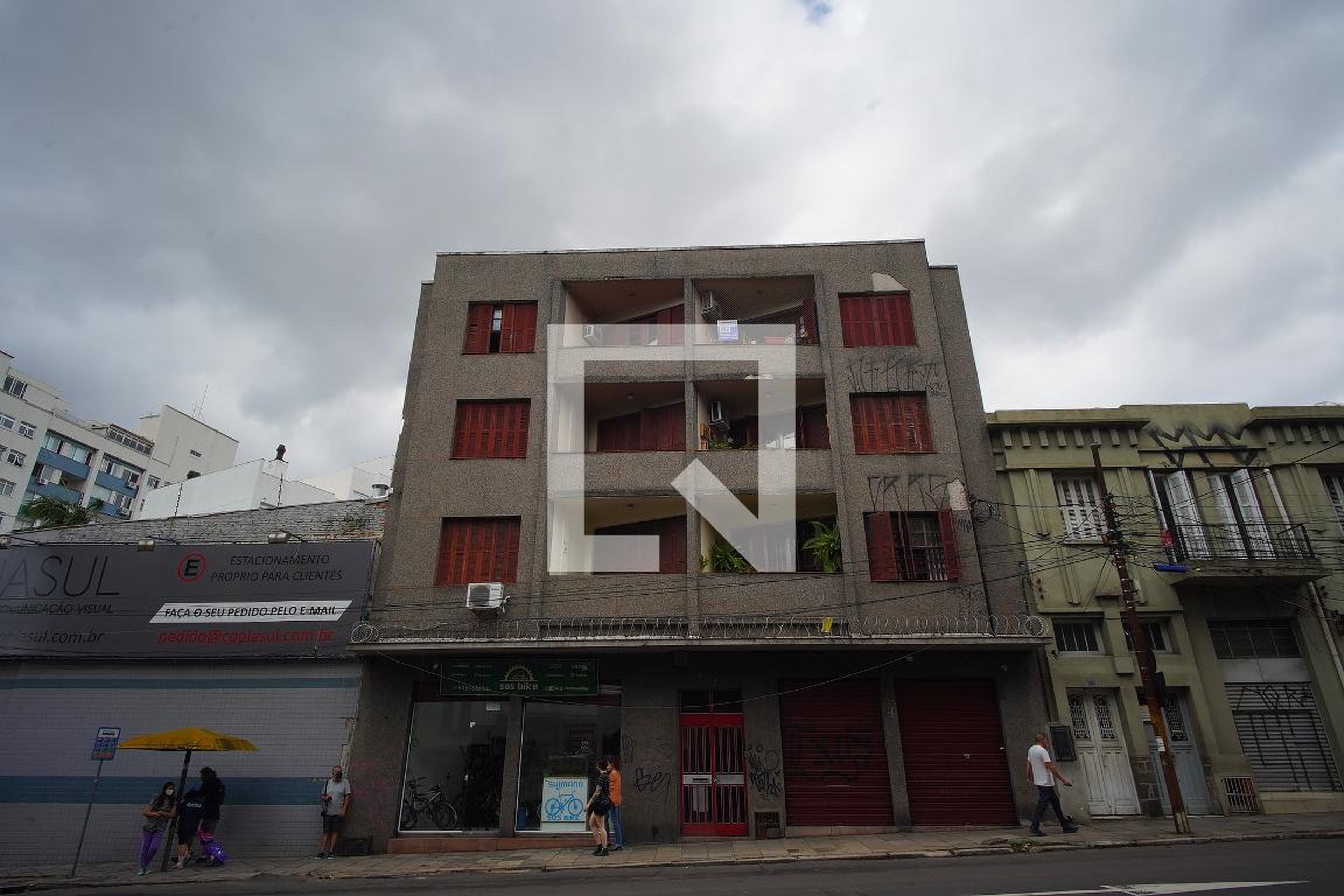 Fachada Condomínio em Avenida Cristóvão Colombo, 283
