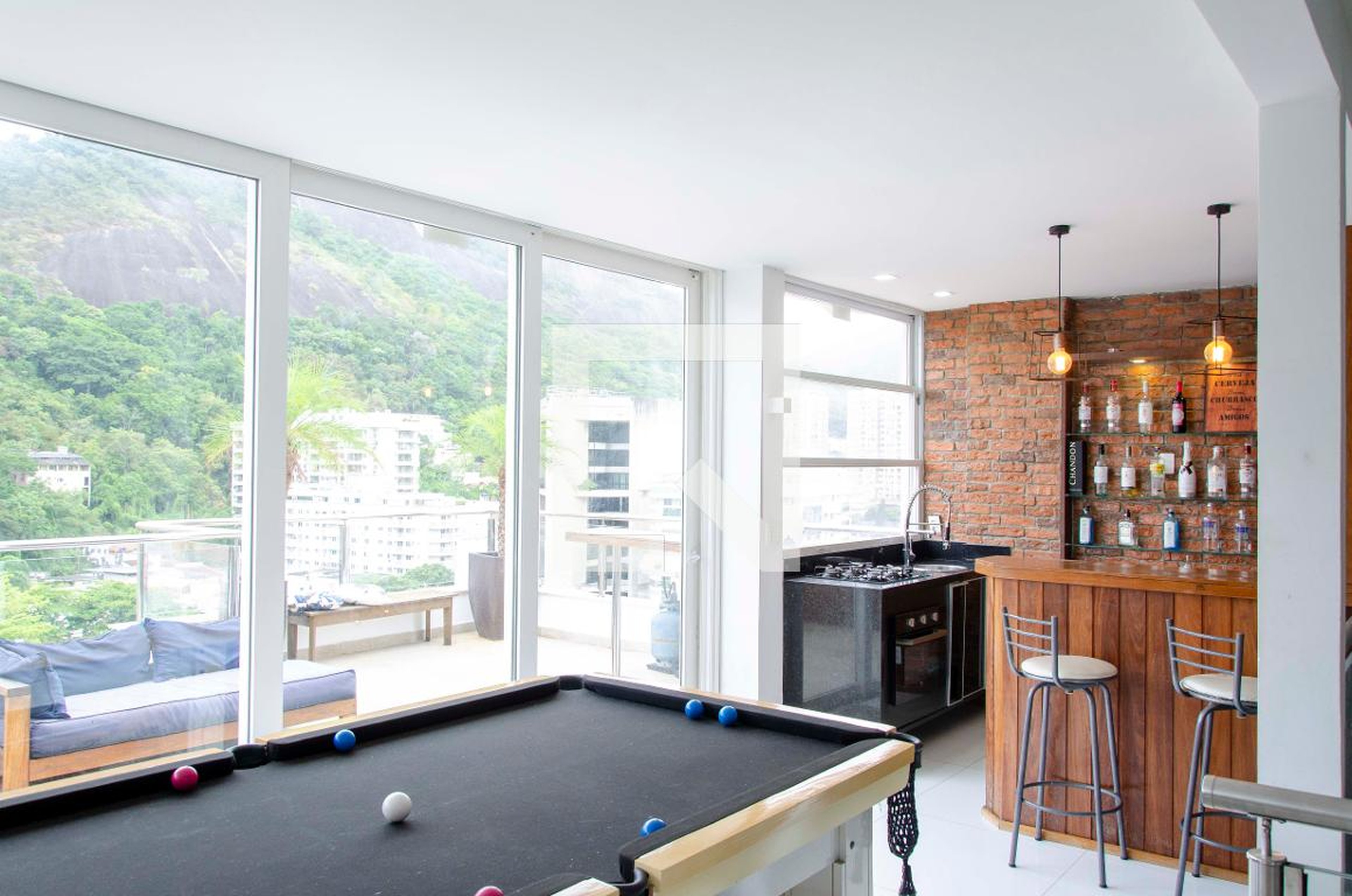 Sala de Jogos - General Severiano