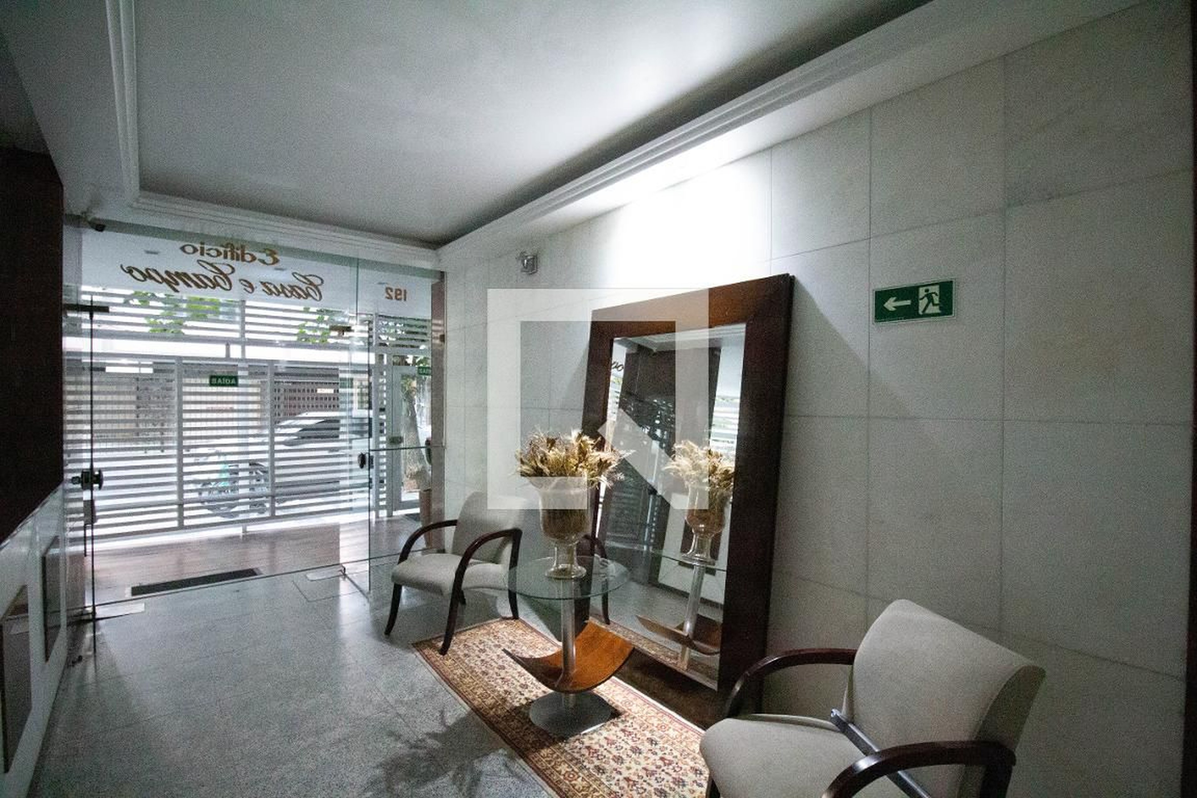 Hall Entrada - Casa e Campo