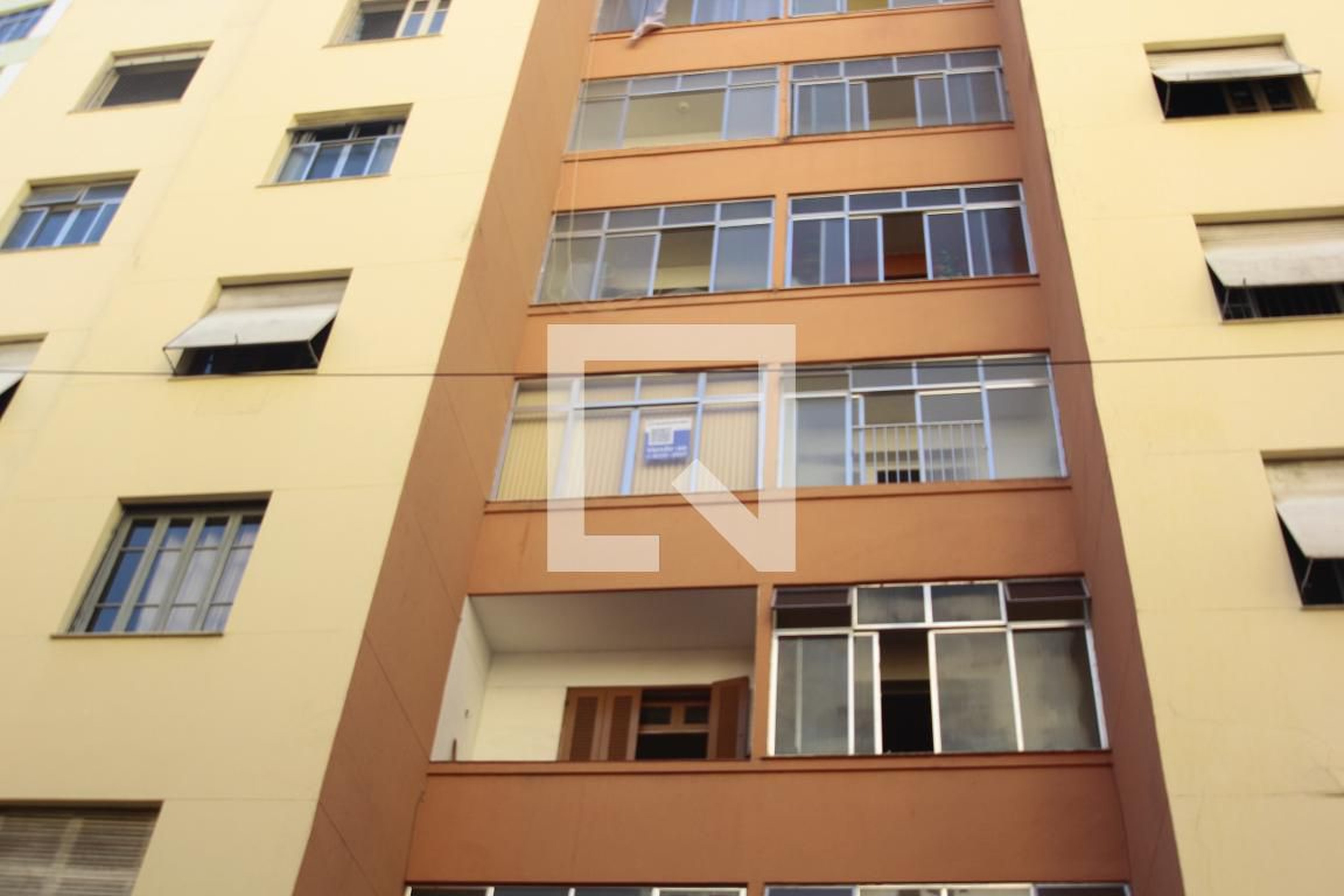 Fachada do Prédio Condomínio em Rua do Senado, 222