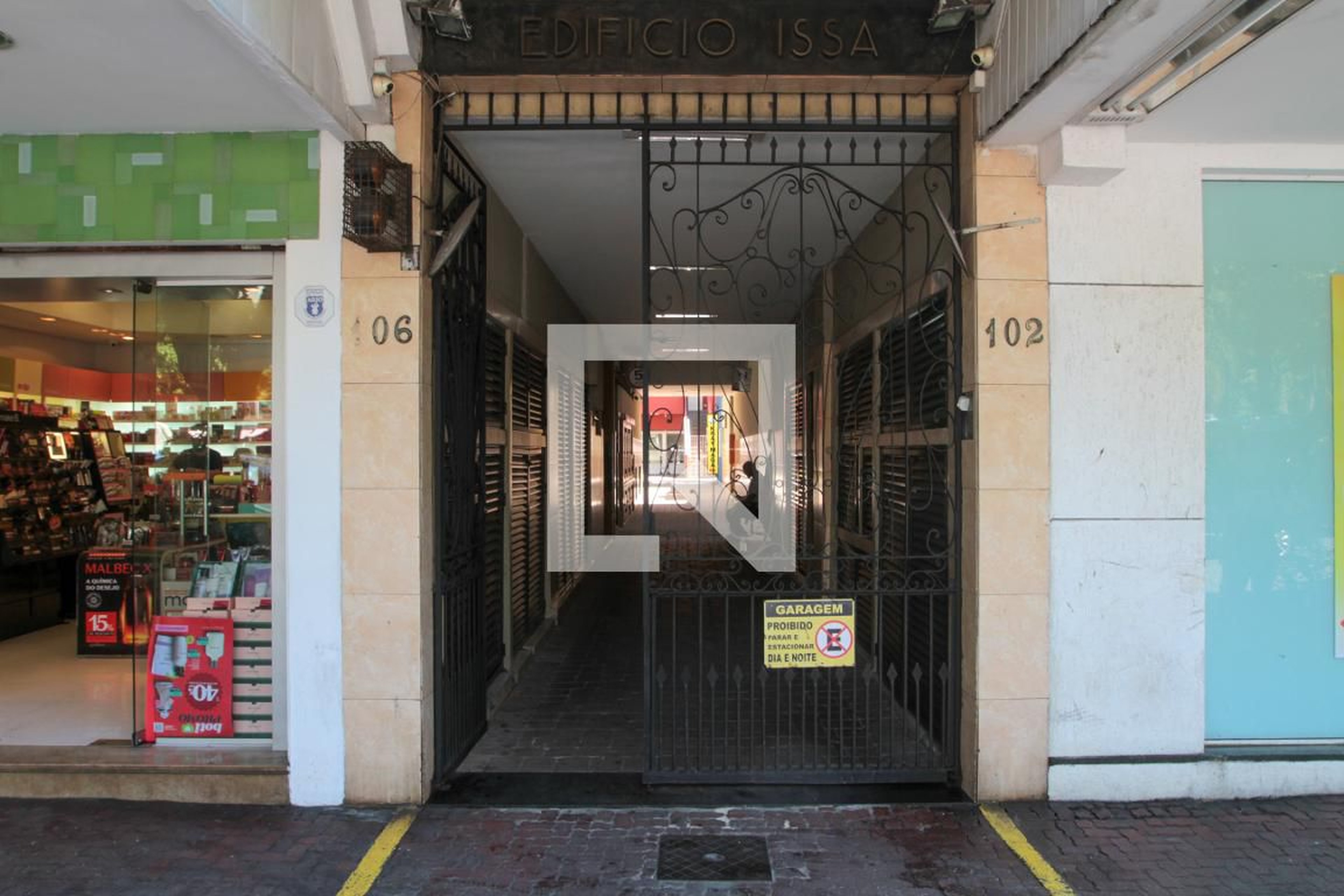 Entrada do Prédio - Edificio Issa