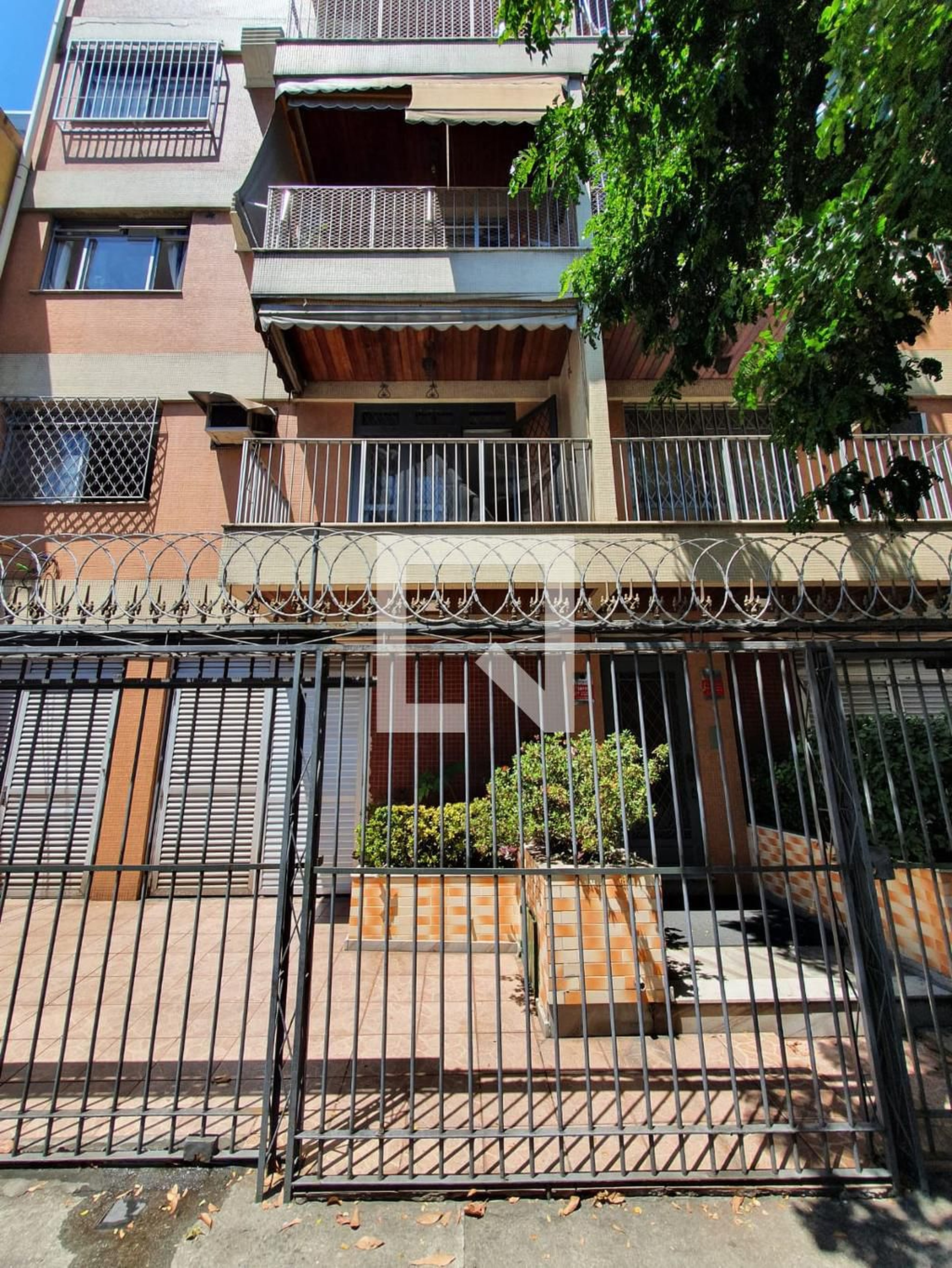 Fachada Condomínio Leila