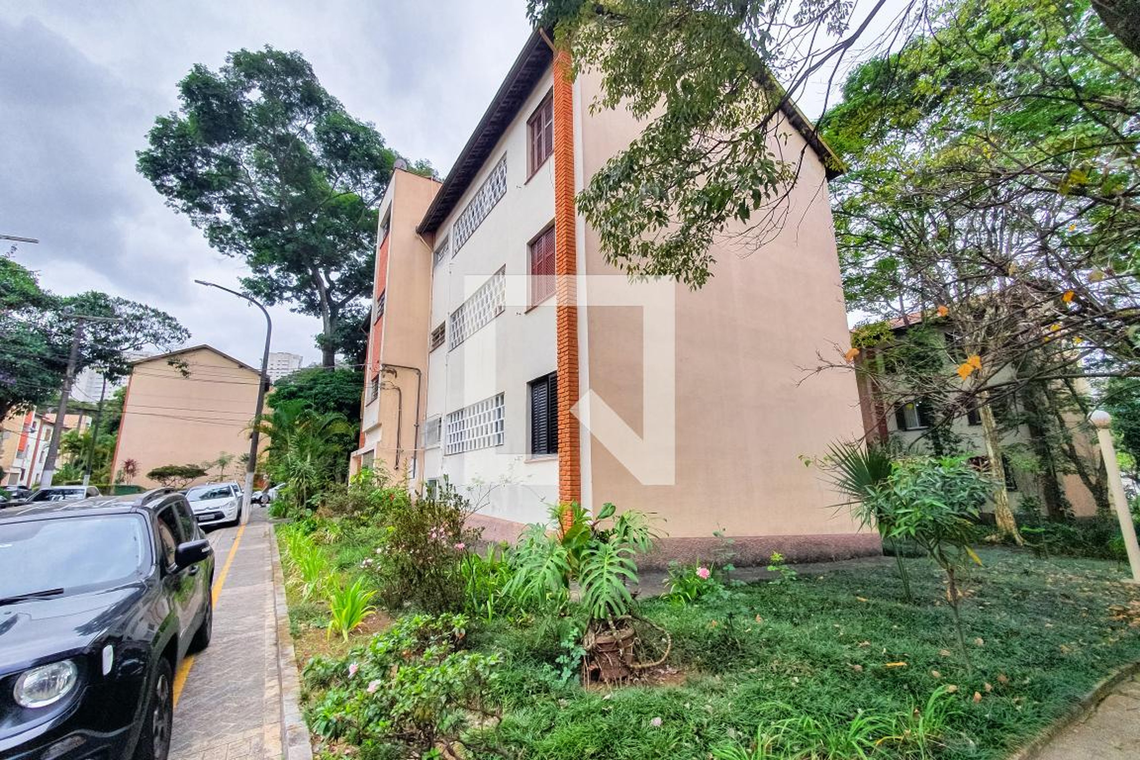 Entrada - Conjunto Santacruz