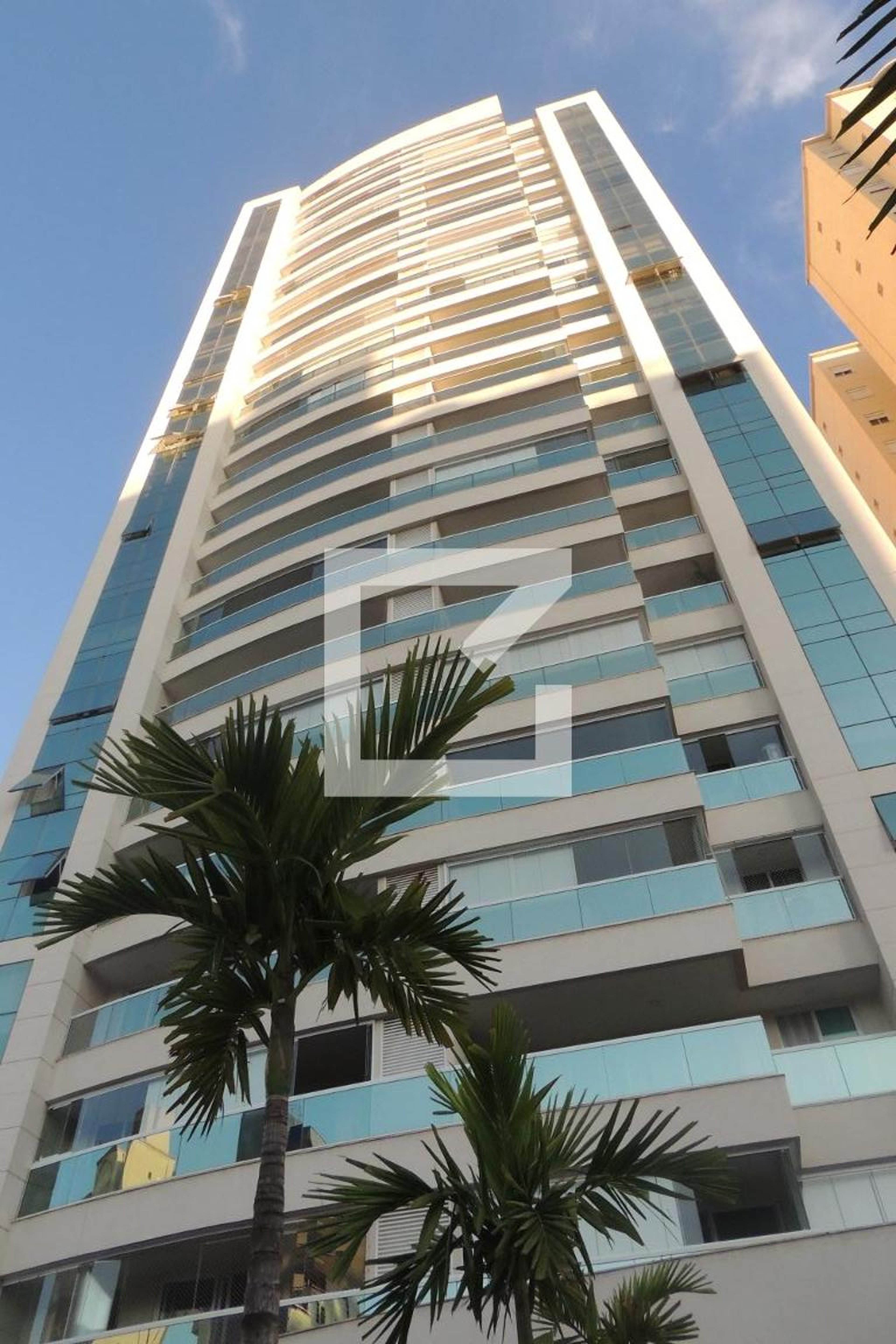 Fachada do Prédio Condomínio Modele