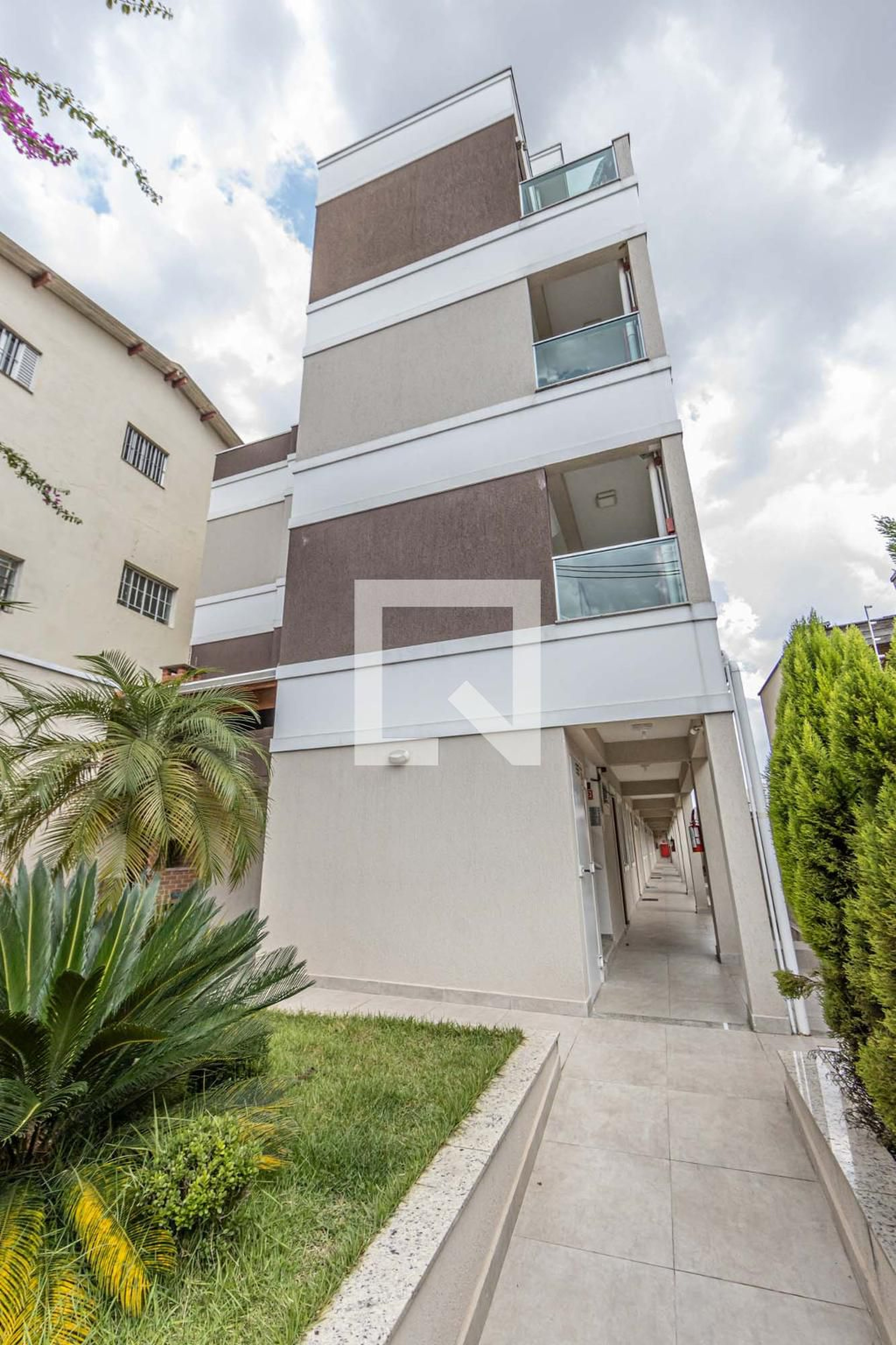 Fachada do Condomínio Residencial Maria Helena