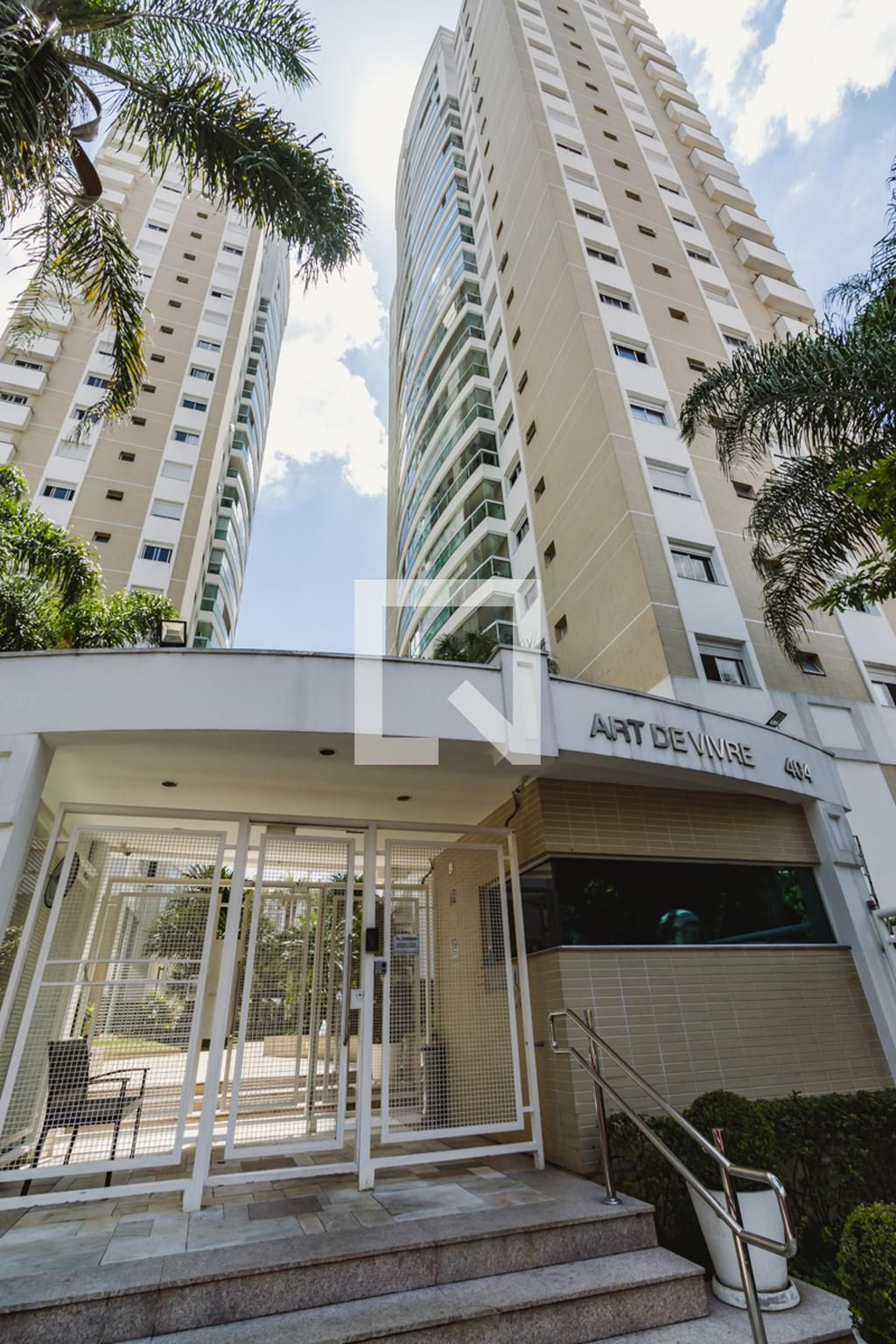 Fachada Condomínio RUA Fabia, 404