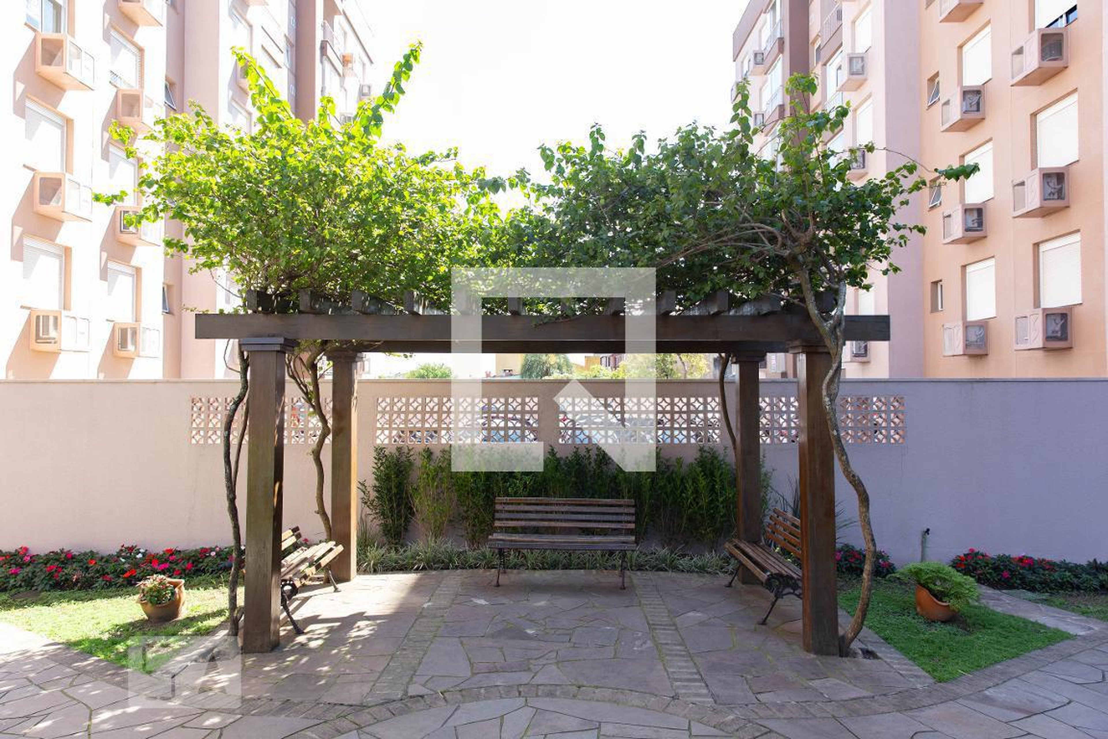 AREA COMUM - Edifício Residencial Ampla