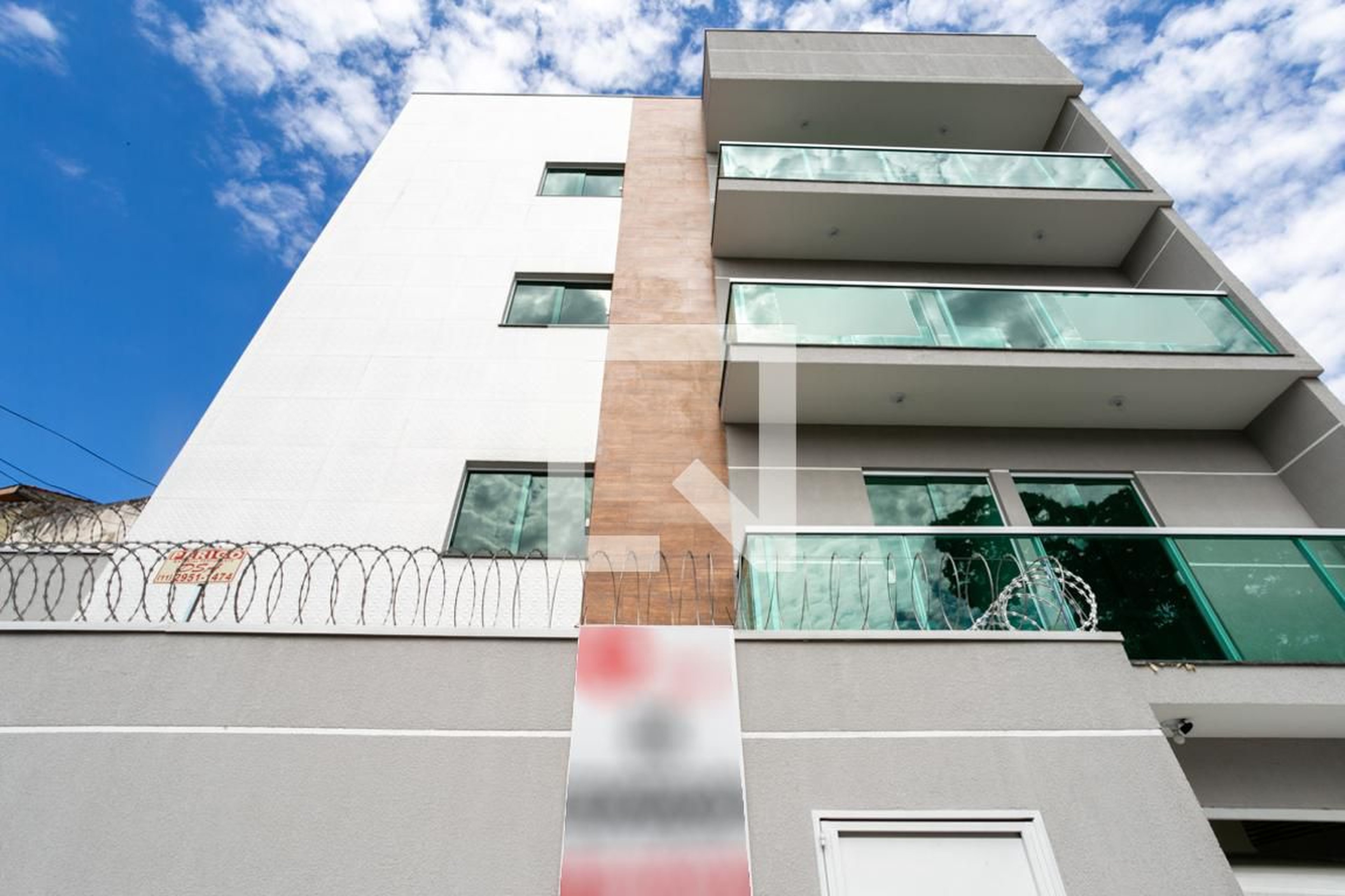 Fachada do prédio Condomínio Verona