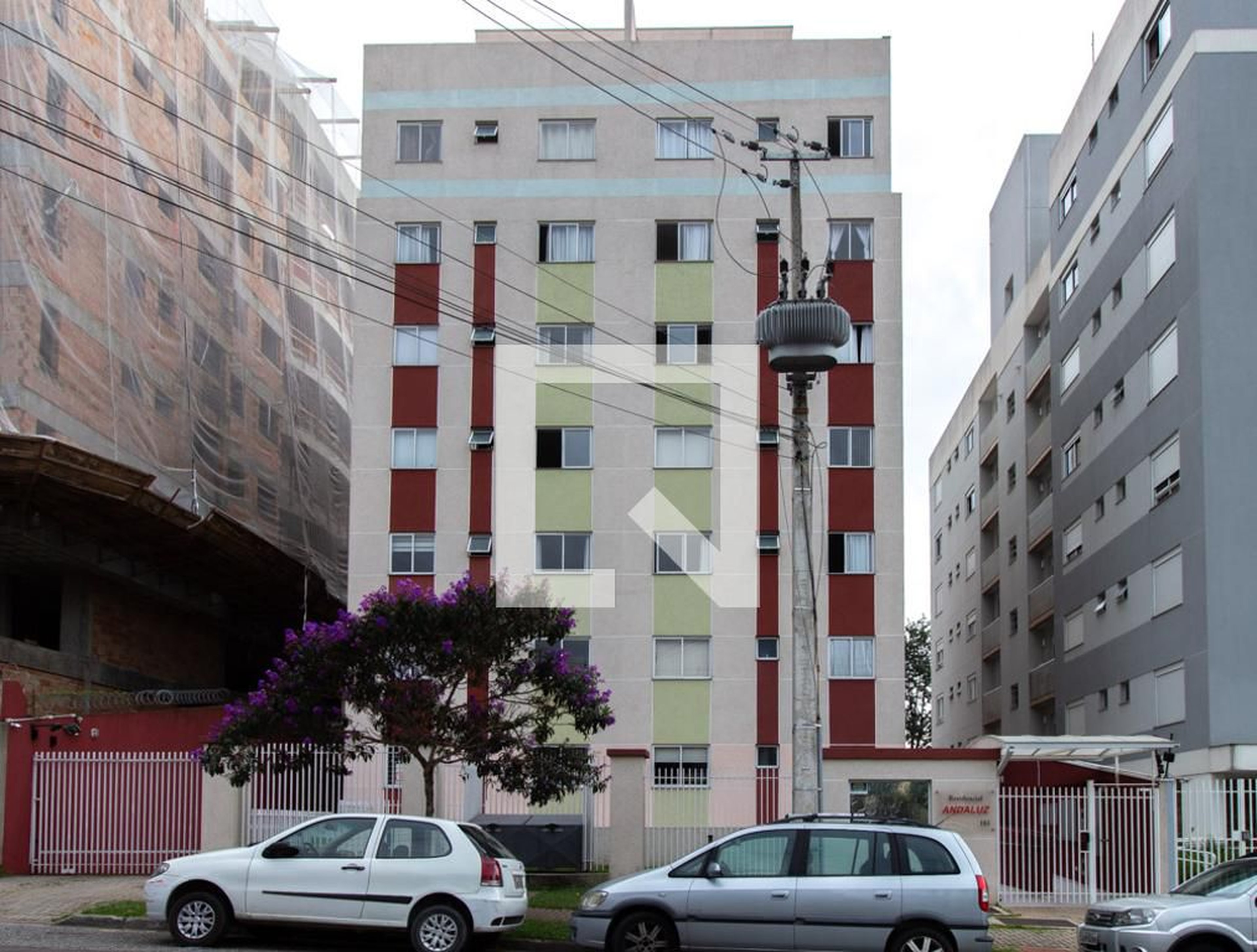 Fachada do Condomínio Condomínio Andaluz