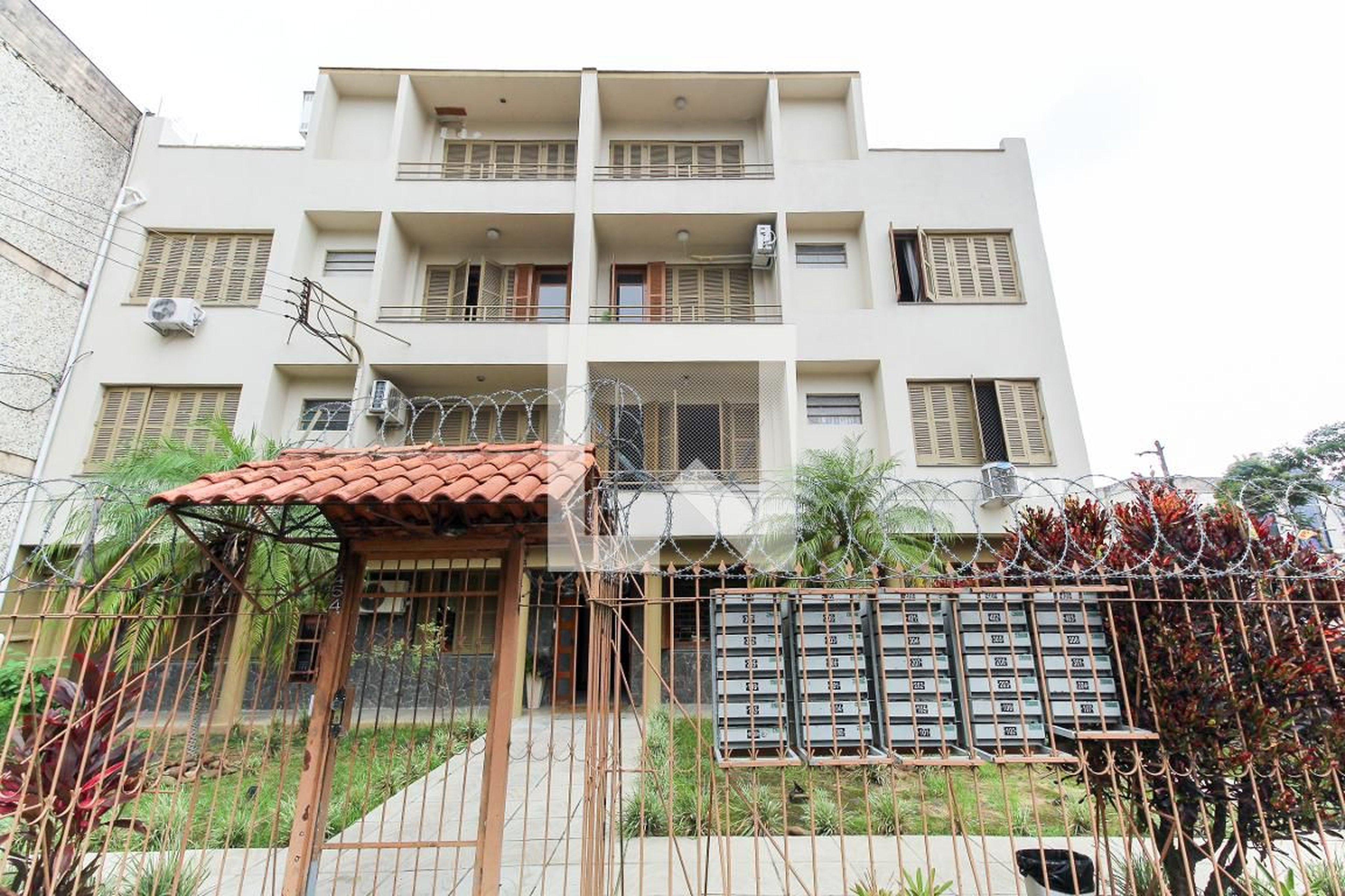 Fachada Condomínio em Avenida Praia de Belas, 454