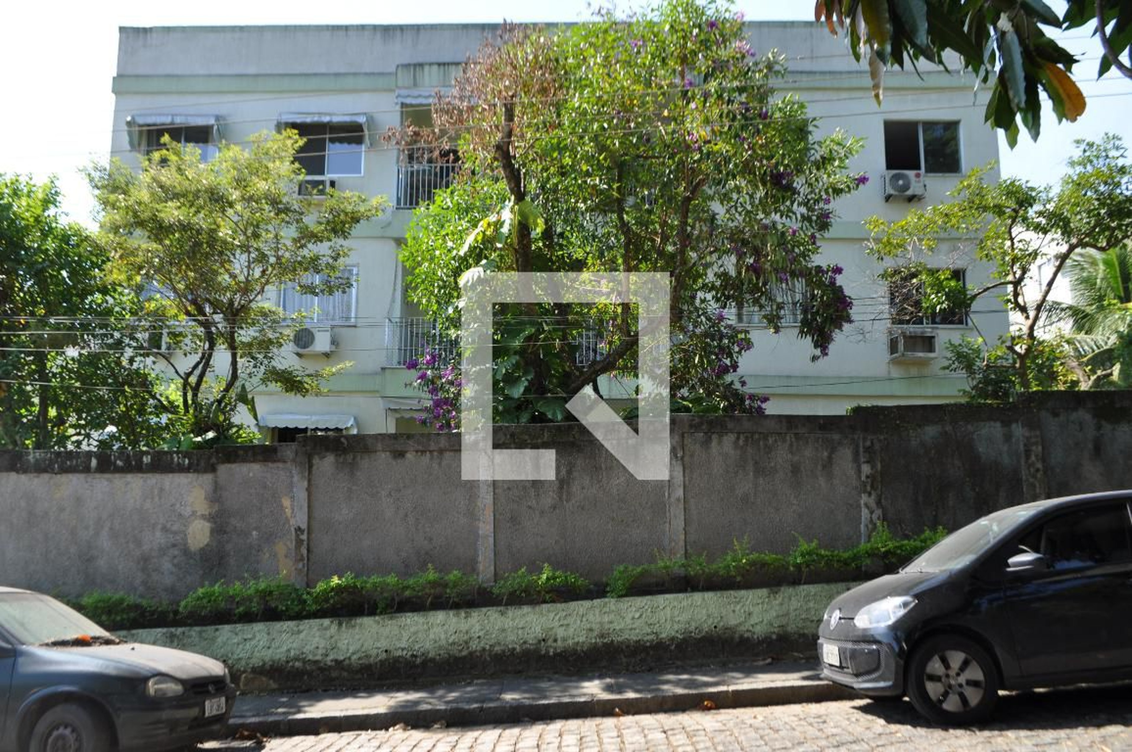 Fachada do Condomínio Condomínio Escuna