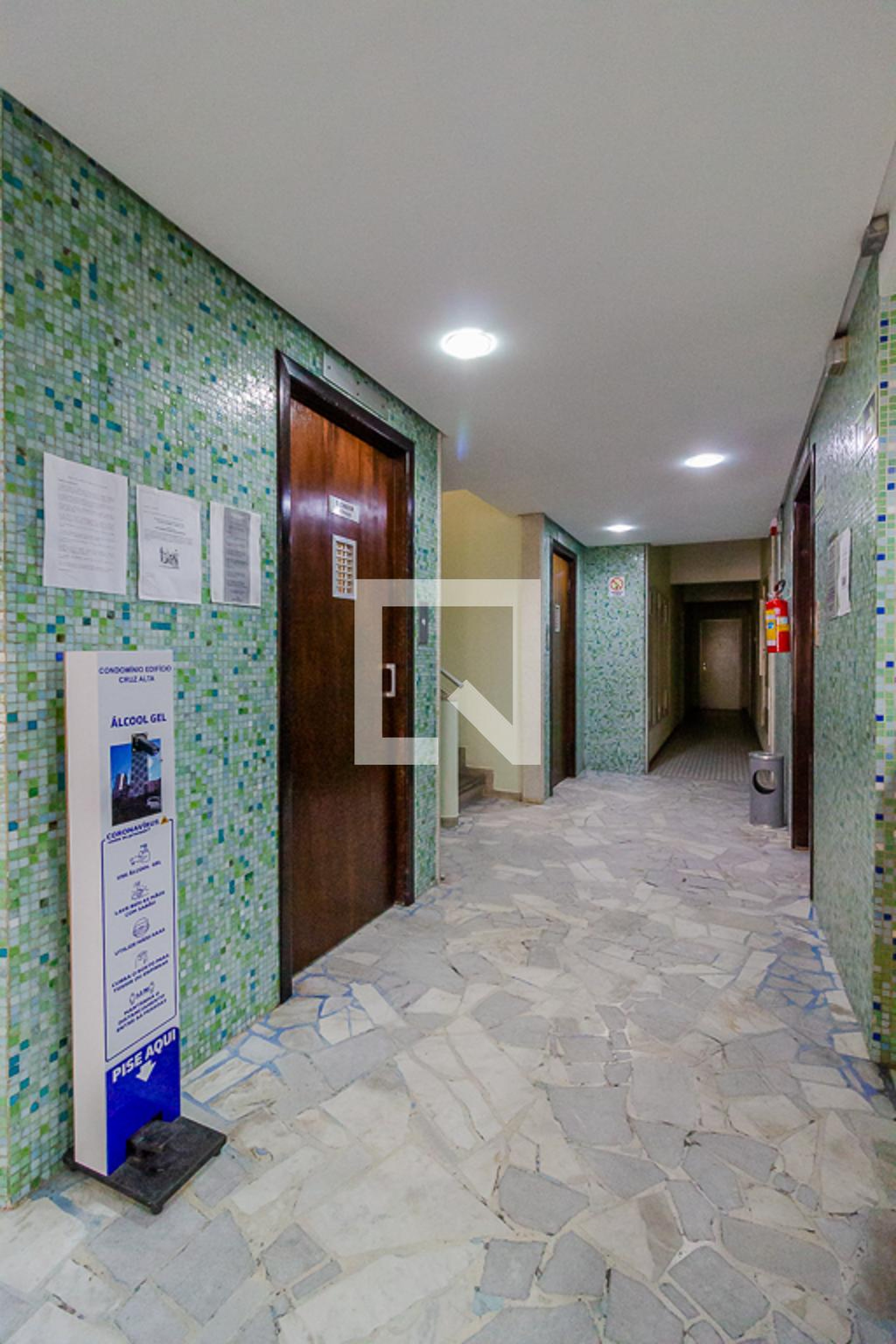 Elevador - Edifício Cruz Alta