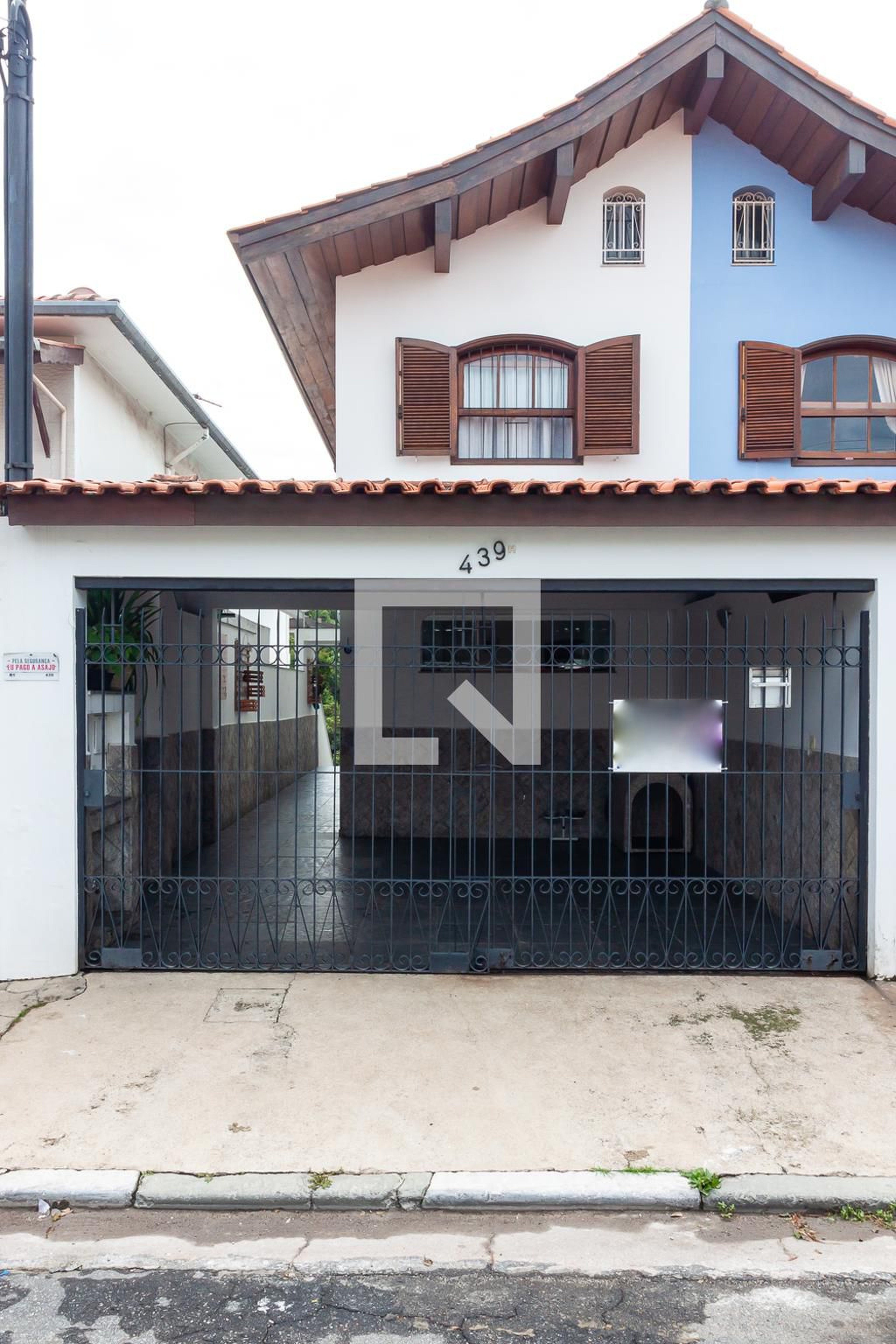 Fachada Condomínio em Rua Julieta Espírito Santo Pinheiro, 439