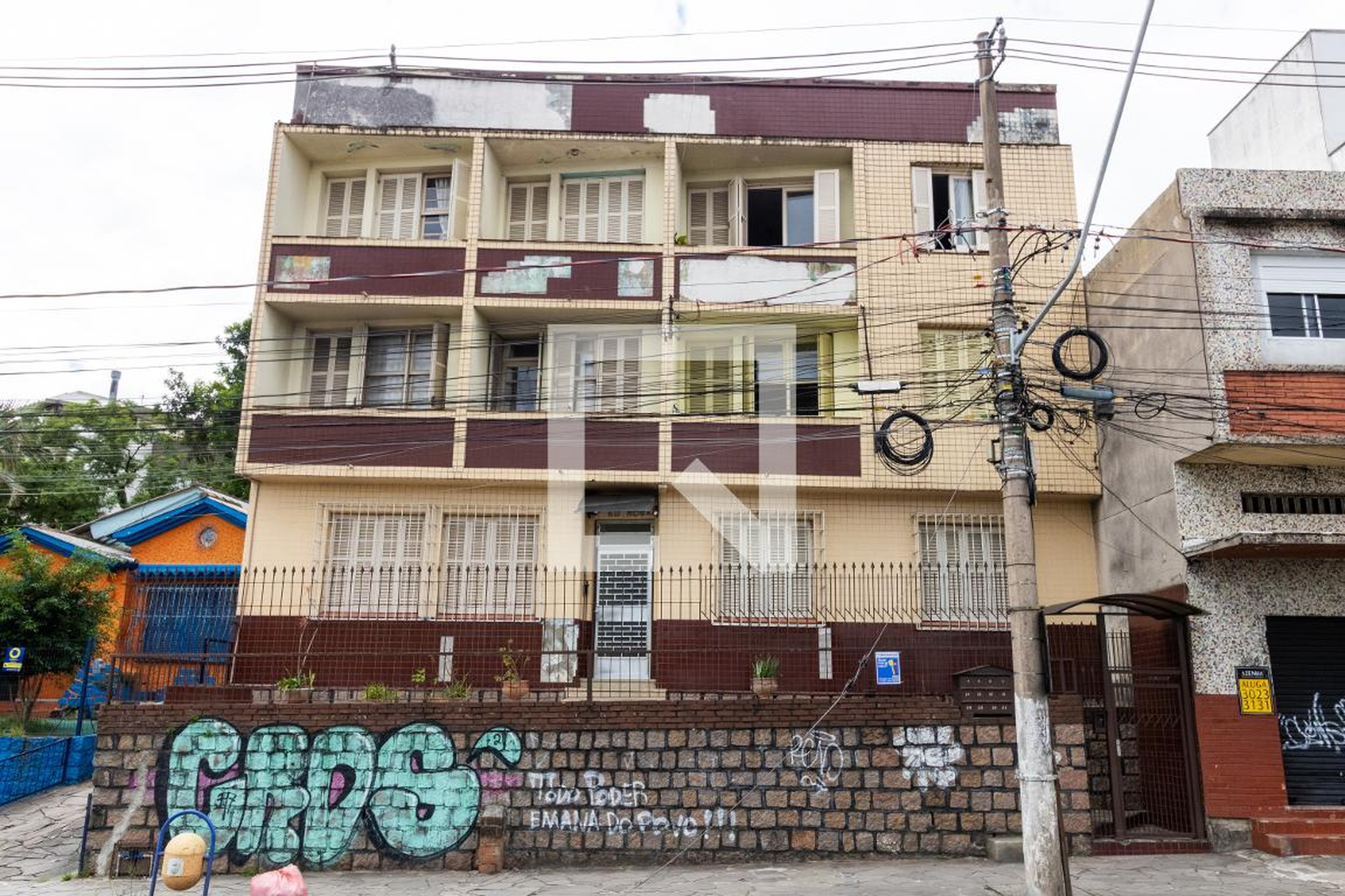 Fachada Condomínio em Avenida Bento Gonçalves, 948