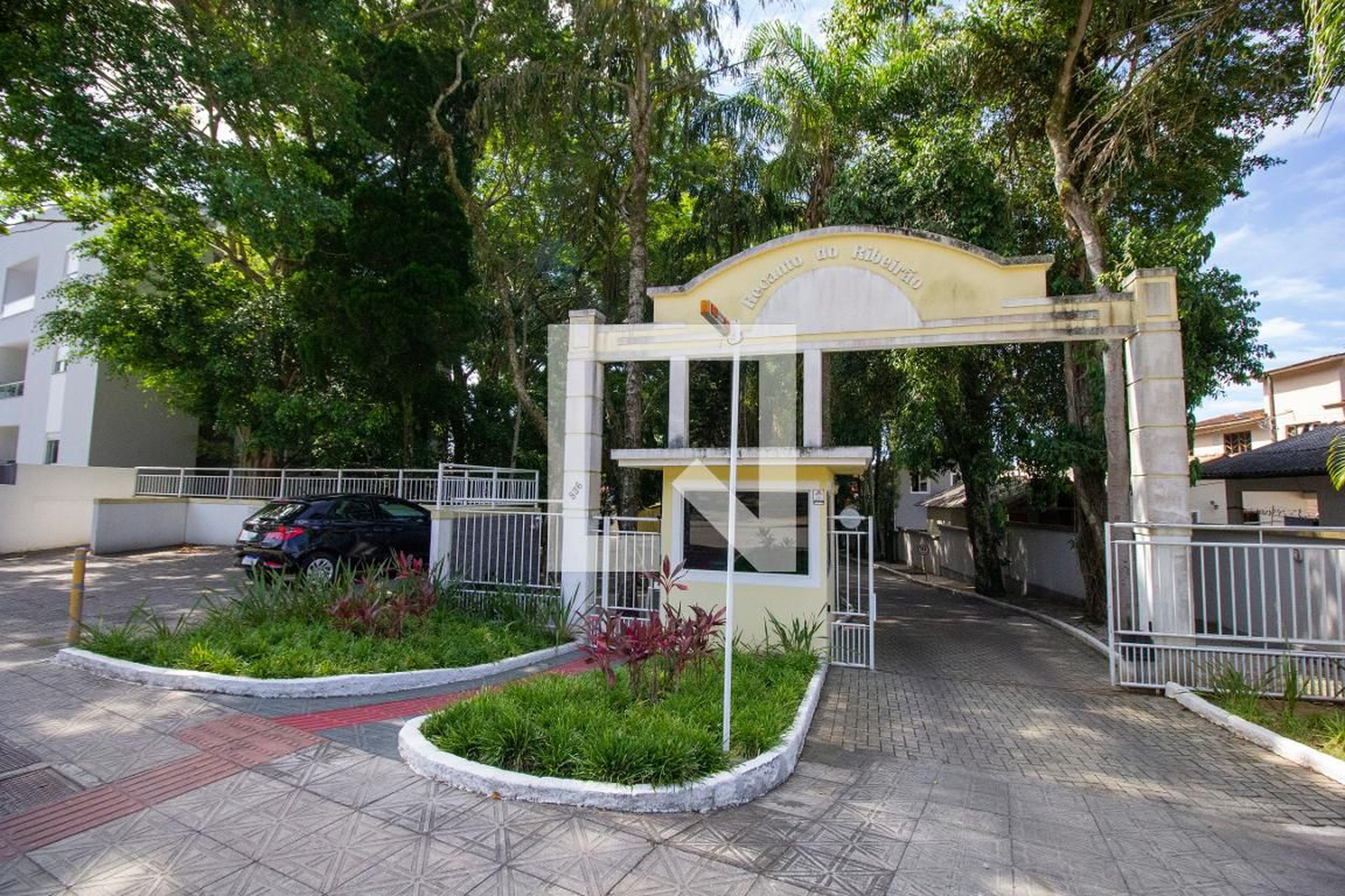 Fachada do Condomínio Condomínio Recanto do Ribeirão