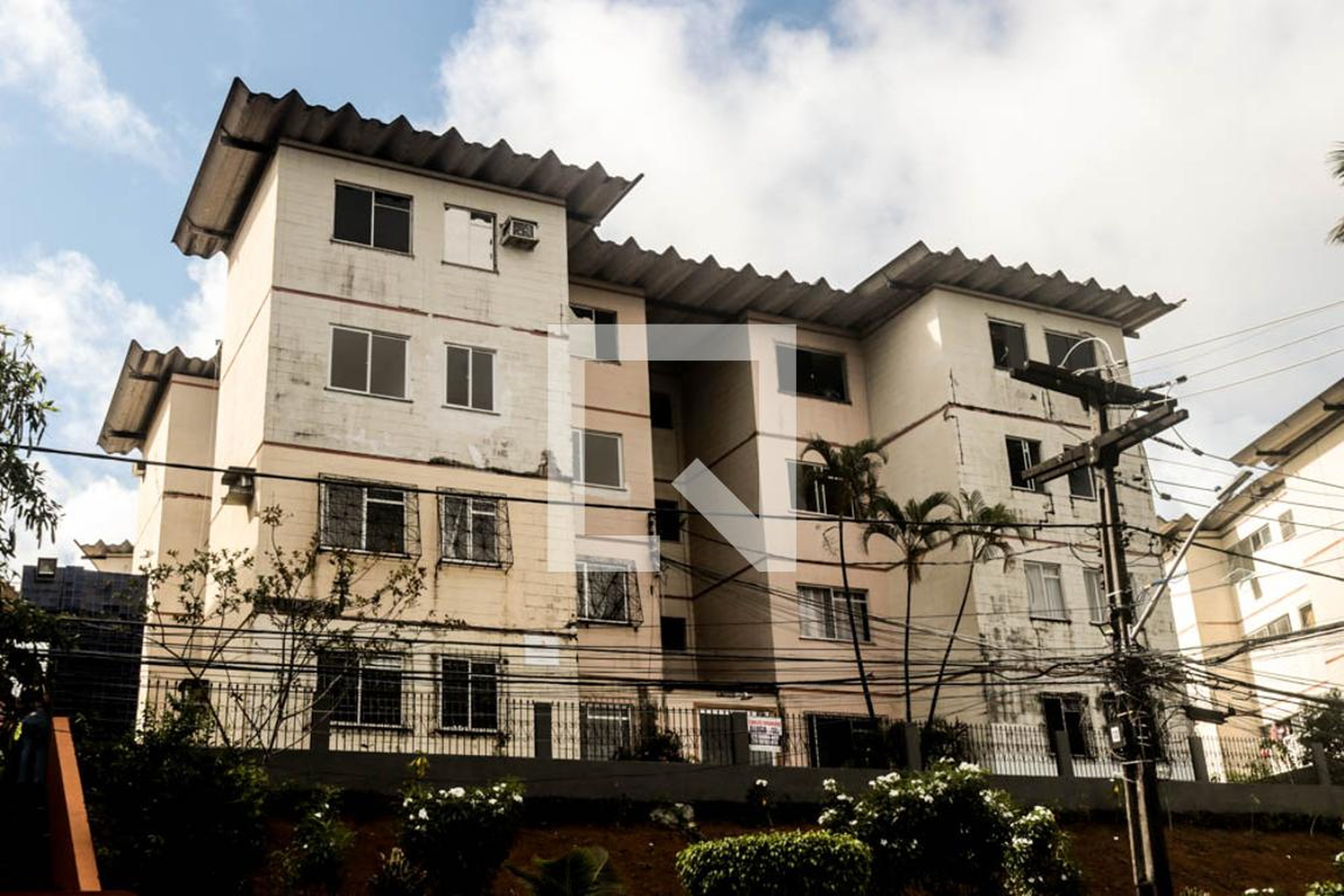 Fachada do Prédio Condomínio em Rua Professor Arnaldo Silveira, 330