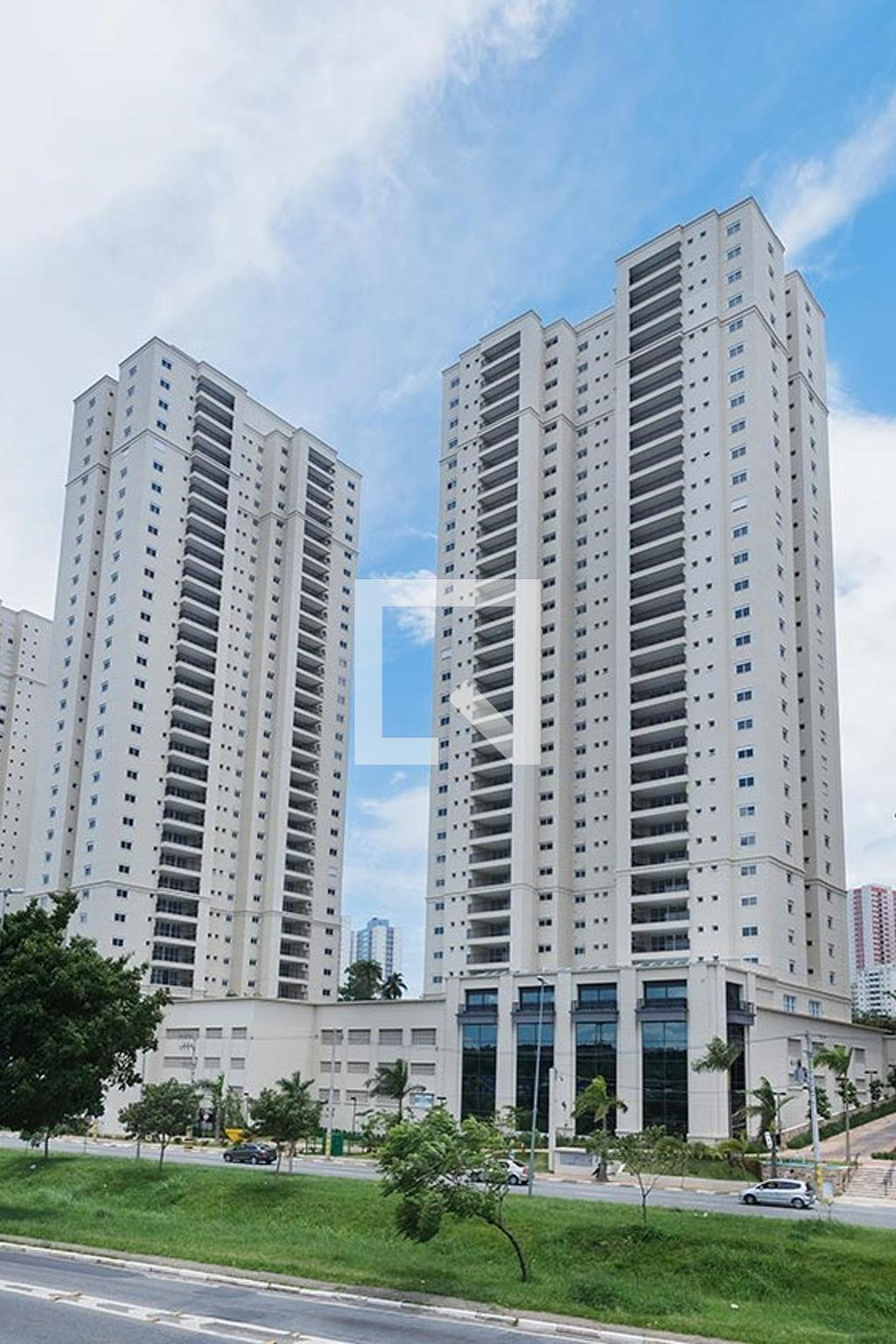 Fachada Condomínio Cidade Maia