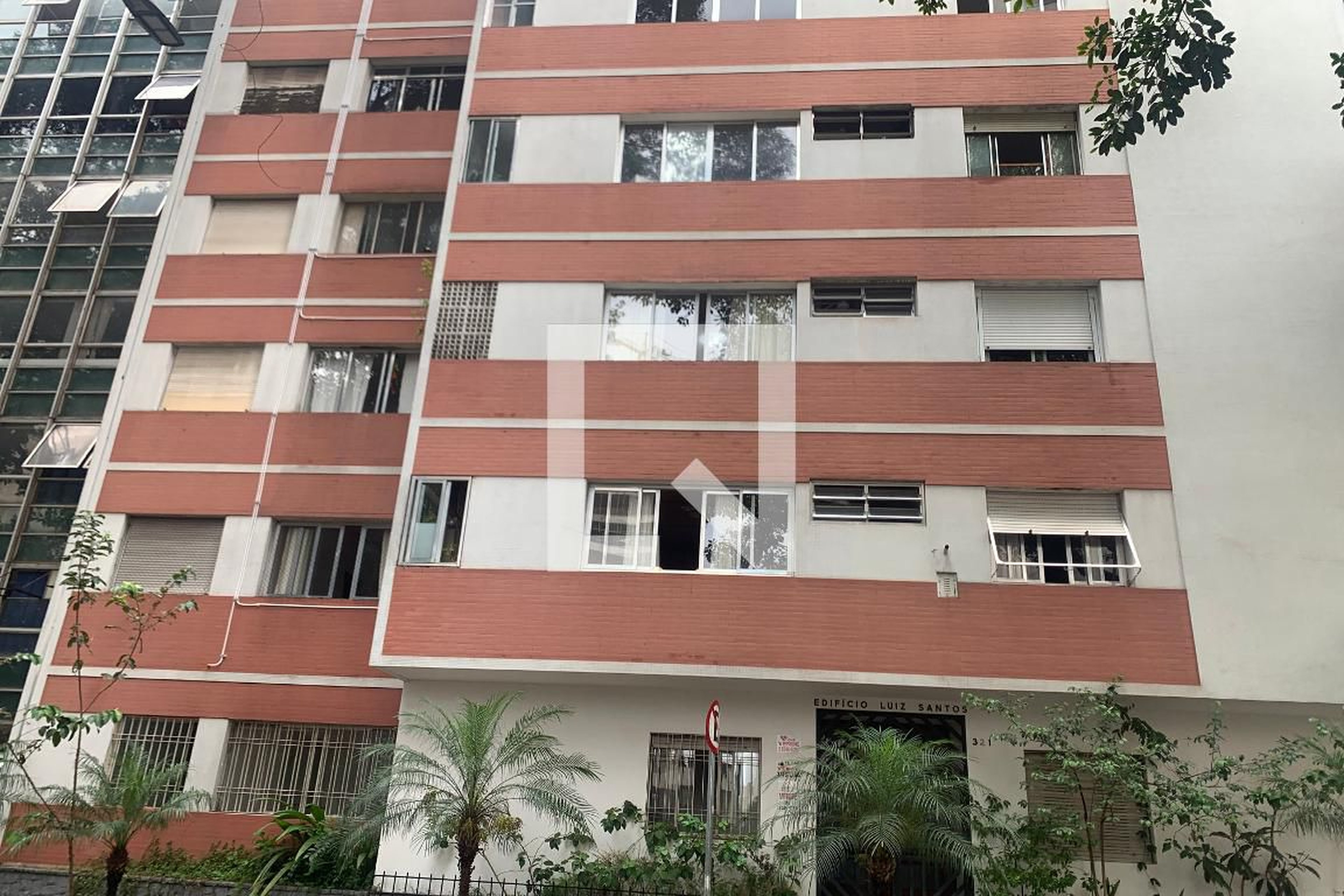 Fachada do Prédio Condomínio Luiz Santos
