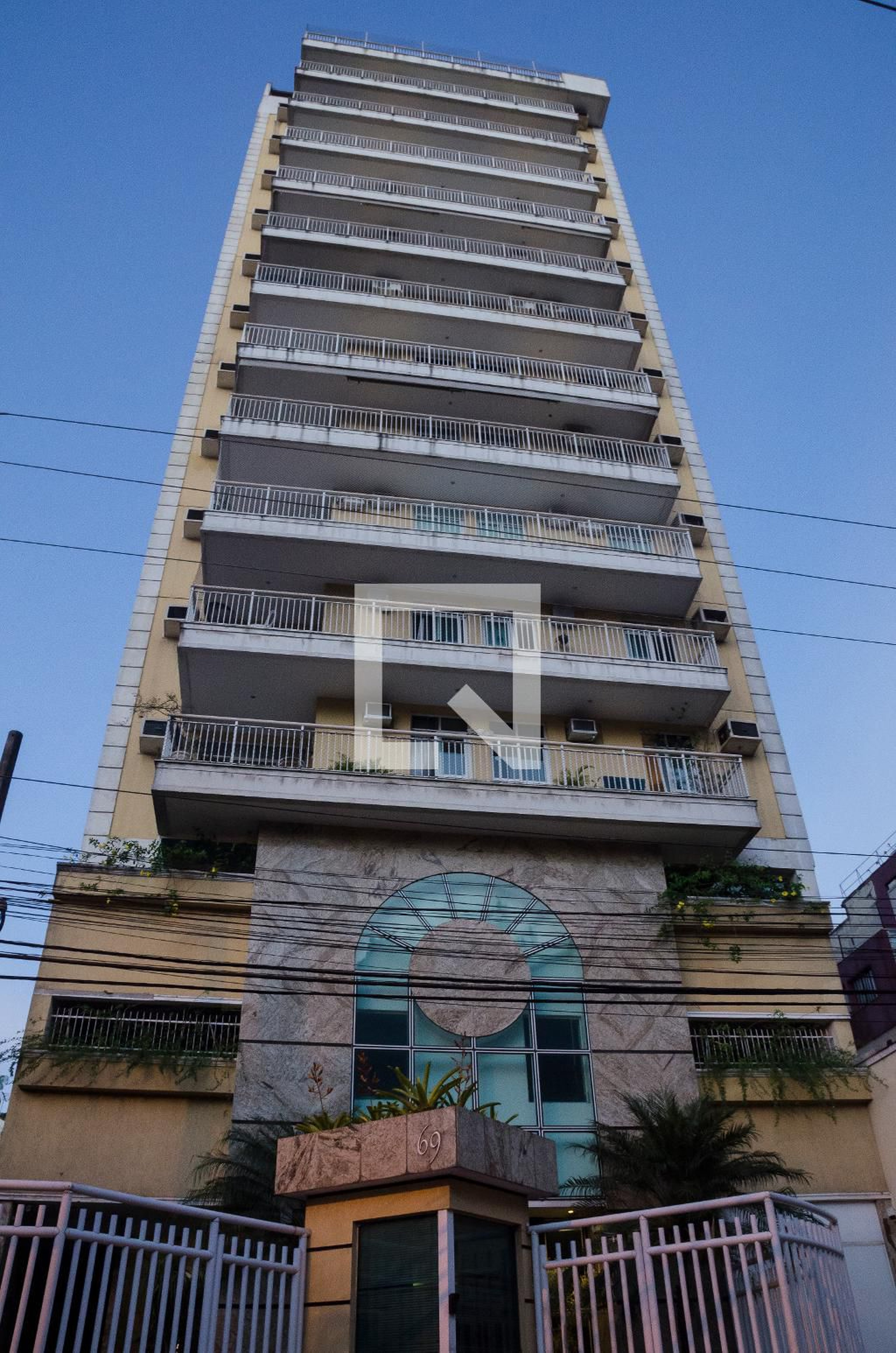 Fachada do Condomínio Residencial Jambeiro