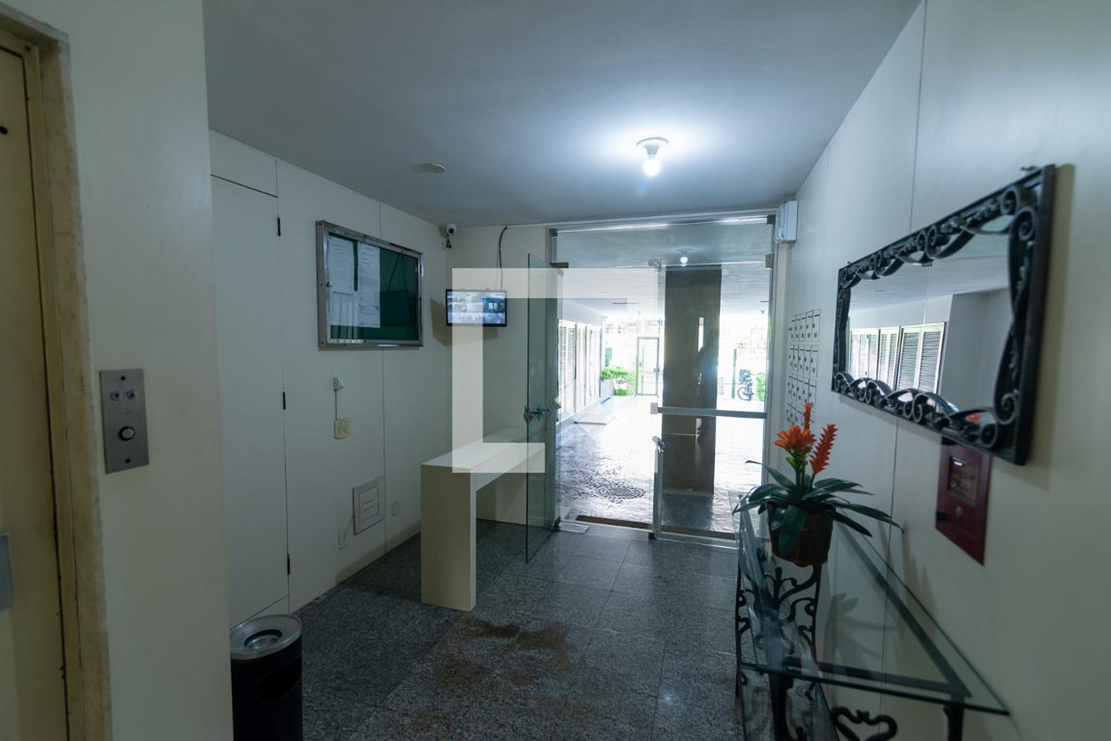 Hall - San Rafael