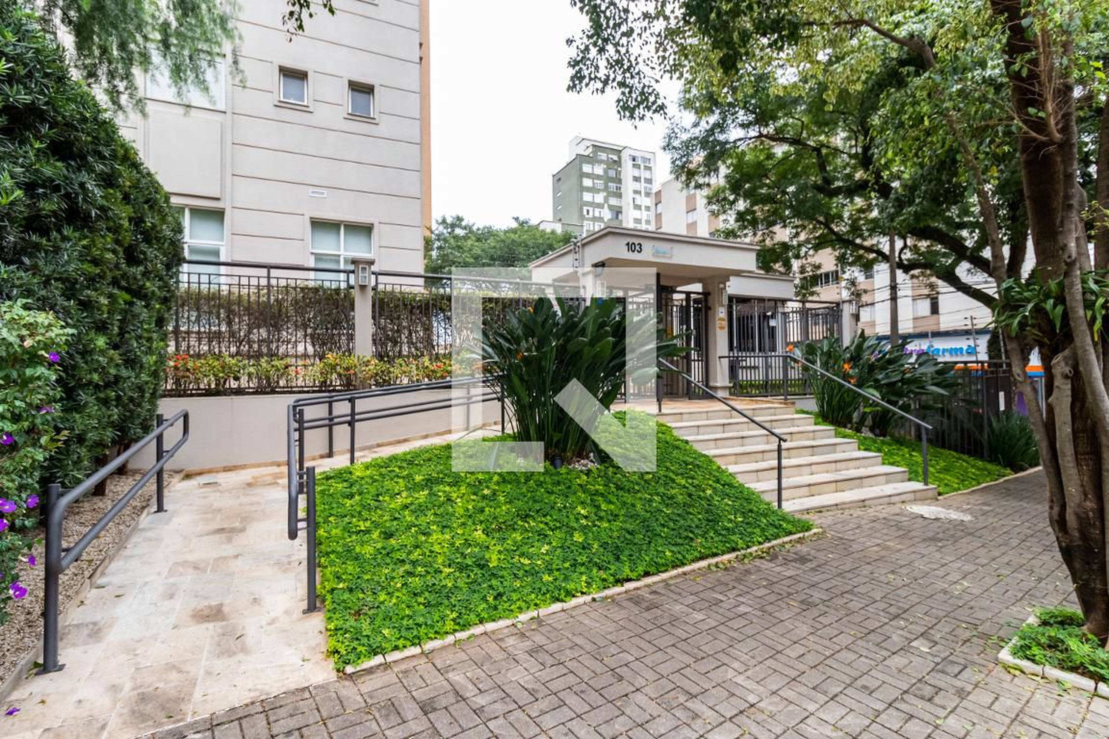 Fachada Condomínio em Rua José Antônio Coelho, 85