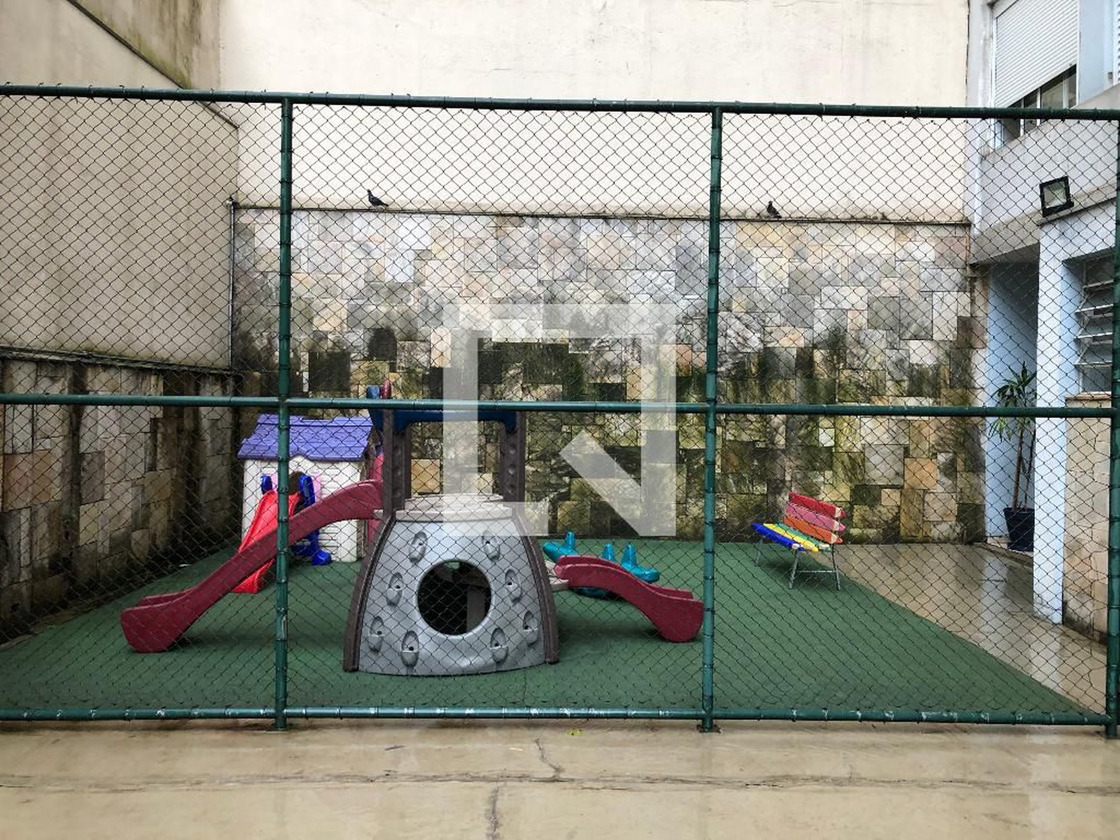 Playground - Edifício Iraja